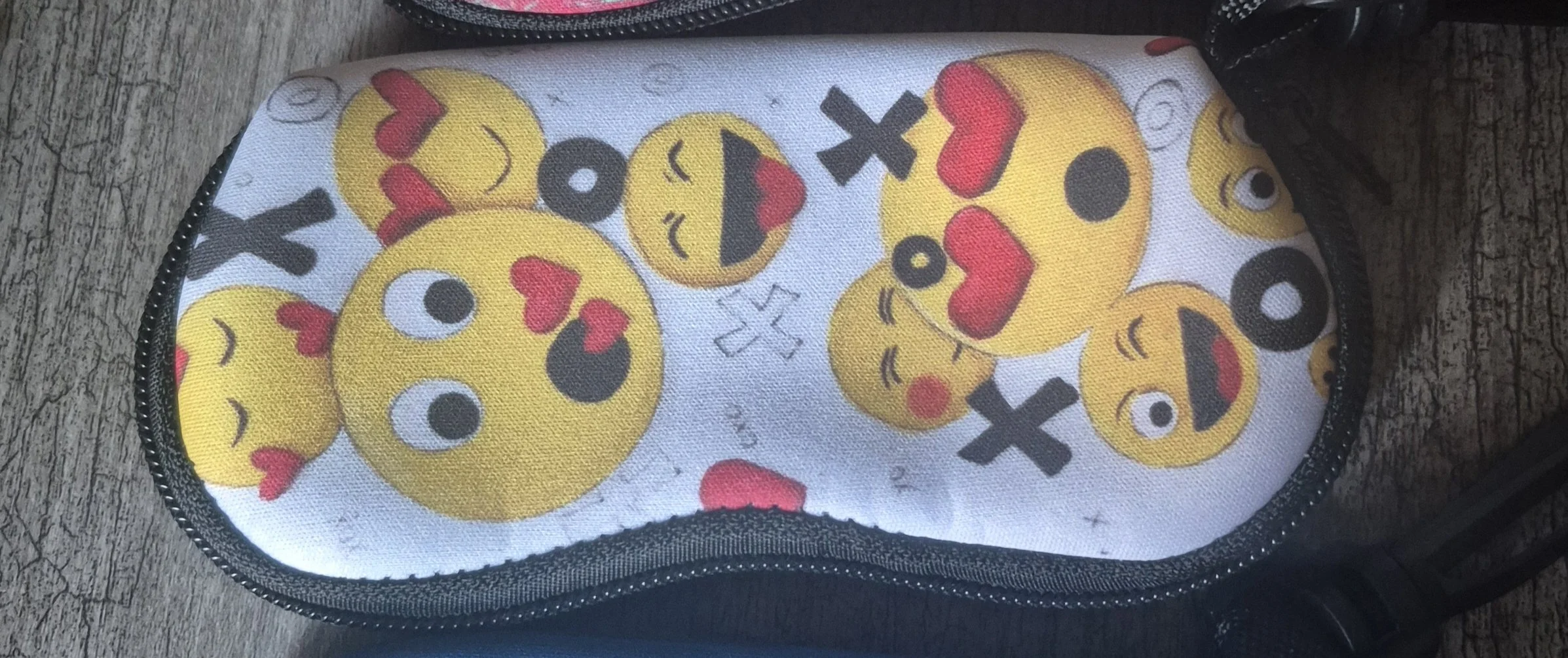 Étui a lunettes