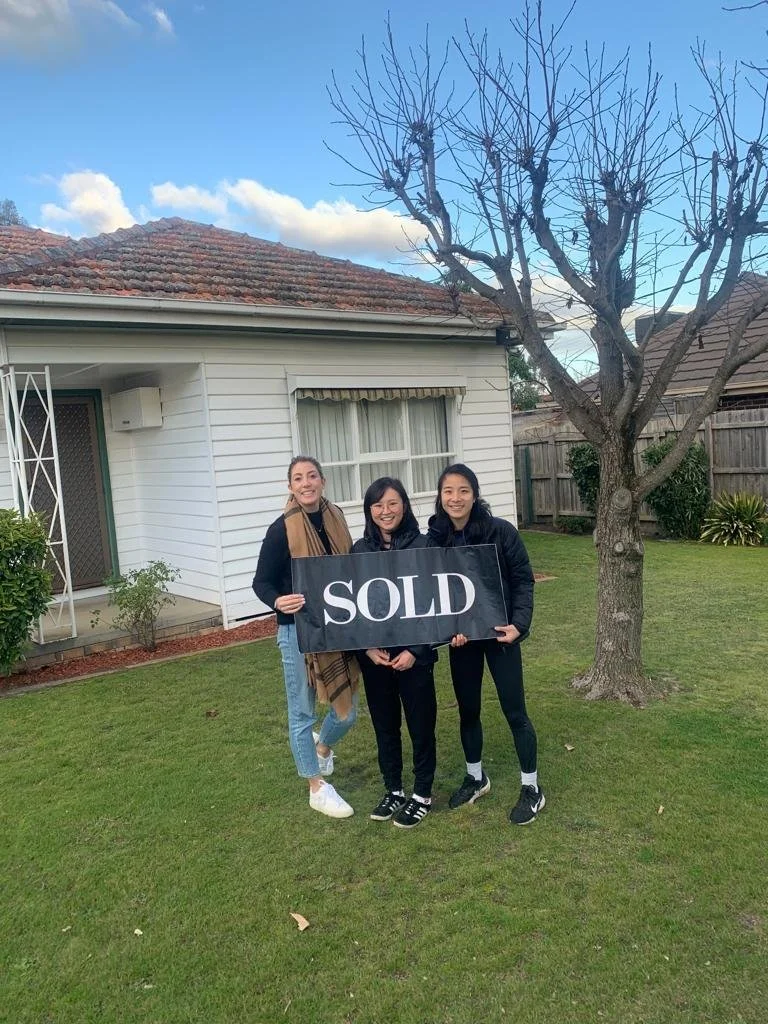      

 
   “ Would highly recommend Tabitha Robb‘s services! My partner and I have endless praise for Tabitha and couldn’t have bought our first home without her! Tabitha walked us through the entire process from start to finish (including what NOT 