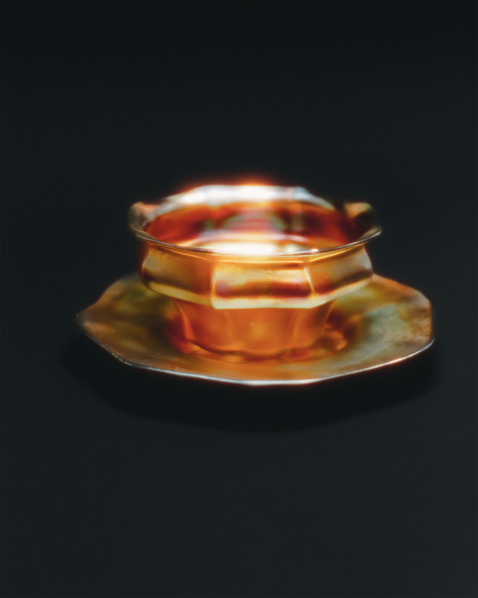 IRIDESCENT GLASS SET