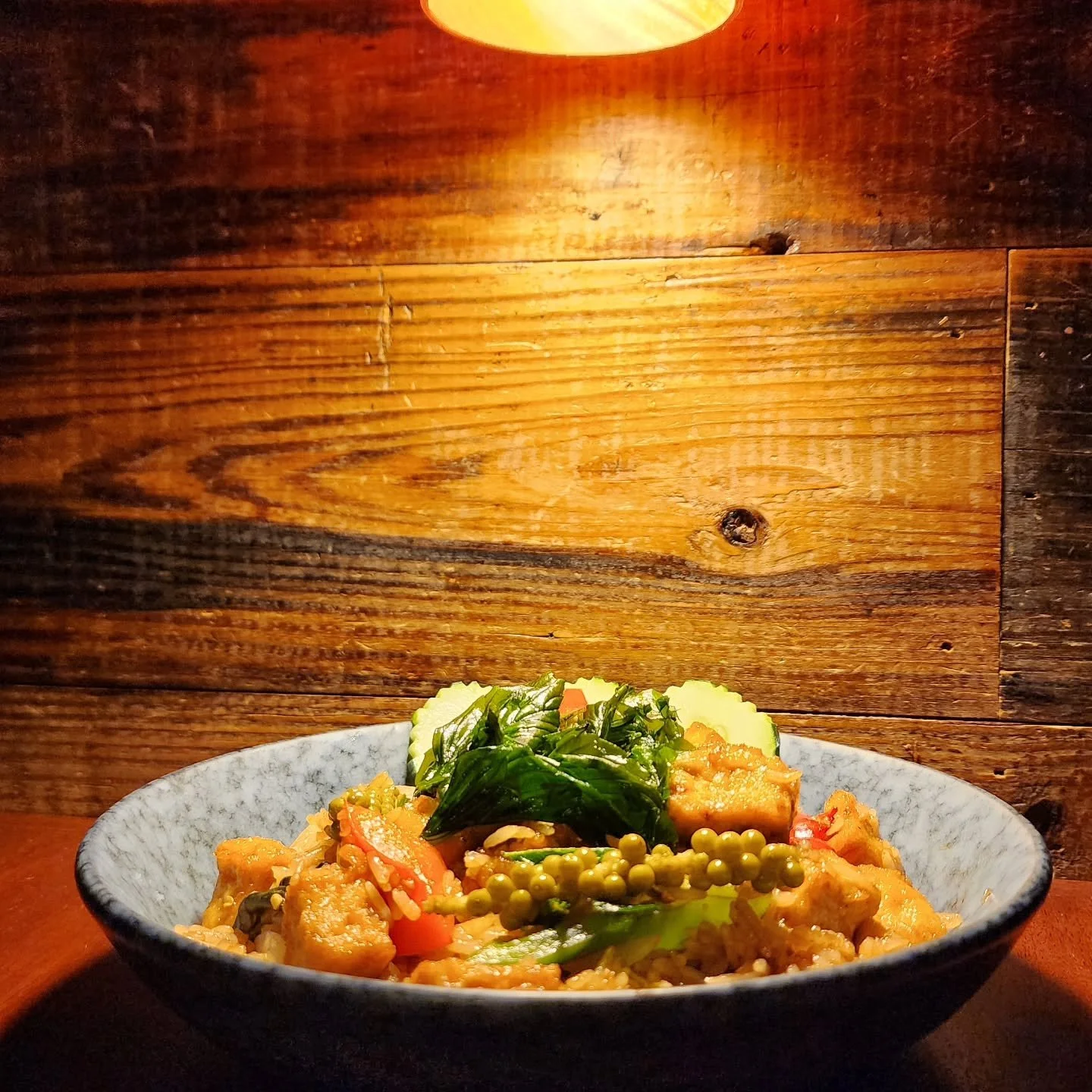 Dinner's ready 🍴 😋 

Basil Fried Rice always hits the spot! This dish is always bursting with flavor and will definitely leave you satisfied. You might even order some more 👌🏼

Come try this and other not-your-average Thai  cuisine at The Dara. 
