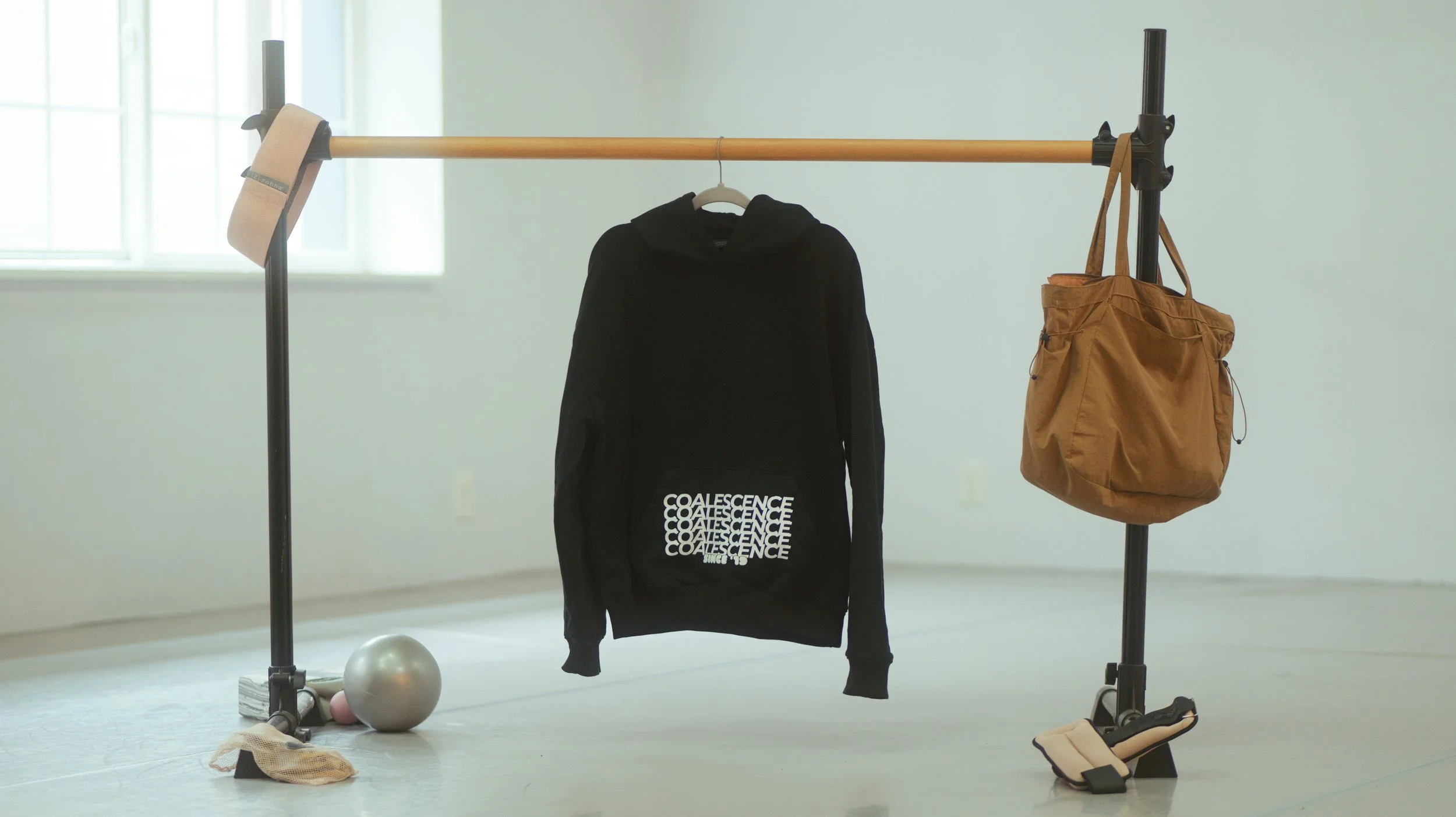 HOT MOMS CLUB HOODIE