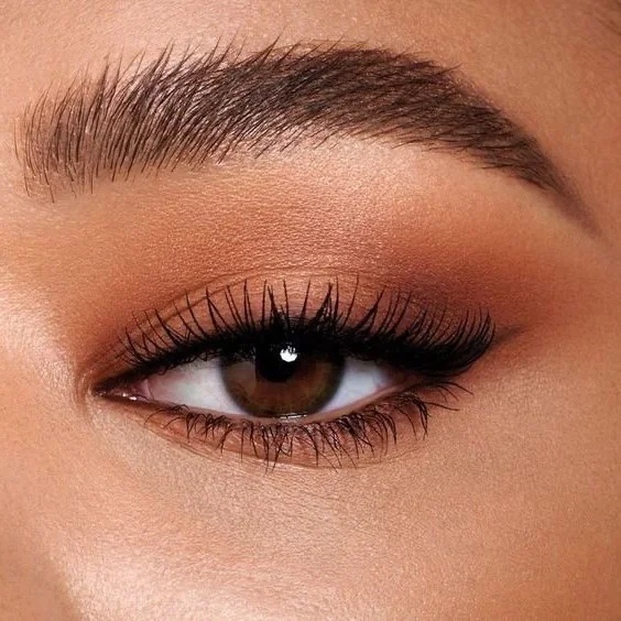 Brow services at Gloss Lash Lounge in Mandurah, professionally shaped, tinted and defined eyebrows designed to enhance natural facial features with a clean, polished and tailored finish