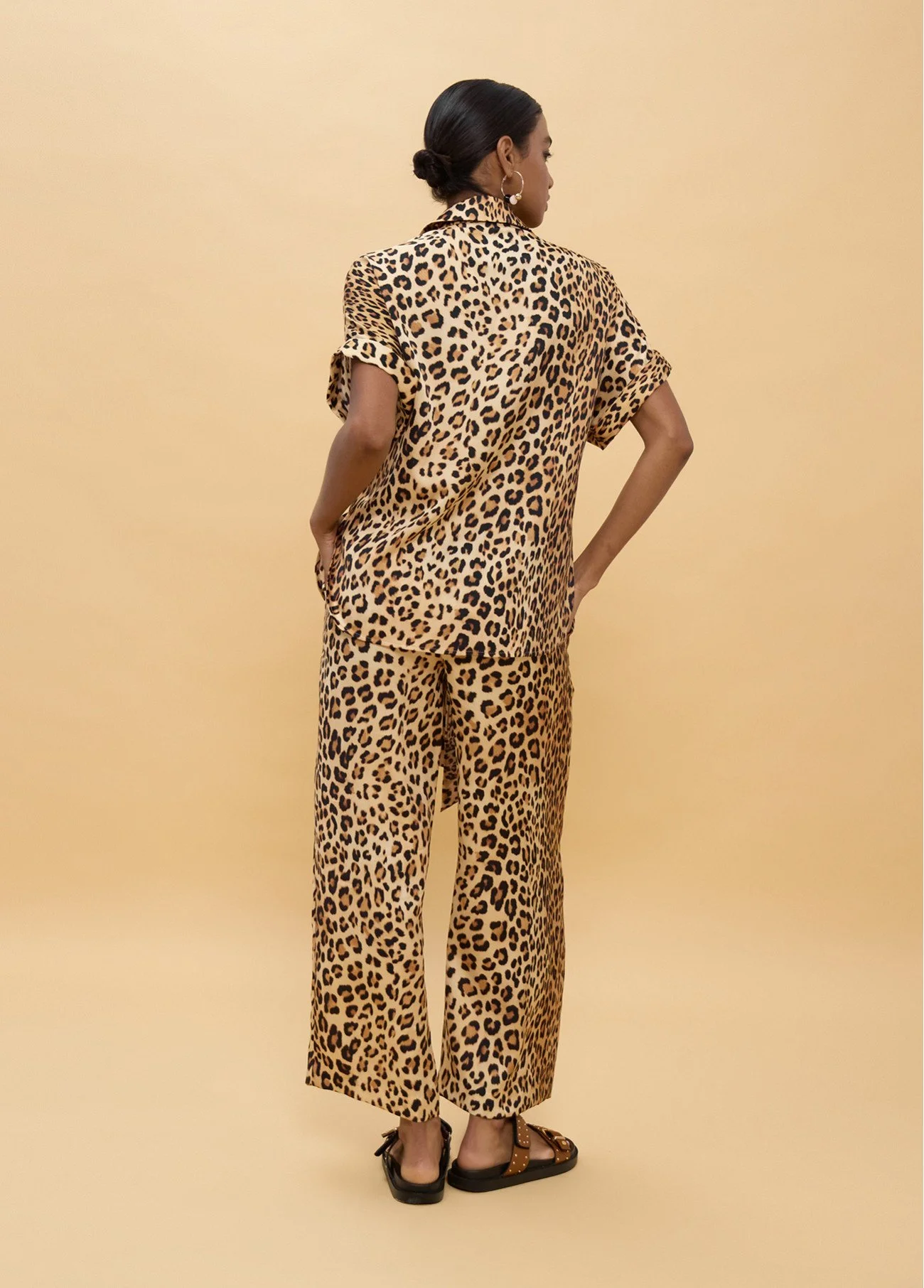 camisa-estampado-animal-print-lc1.jpg