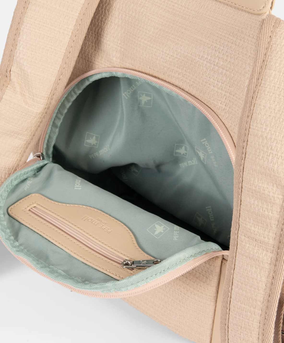 261132-beige-mochila-pm2.png