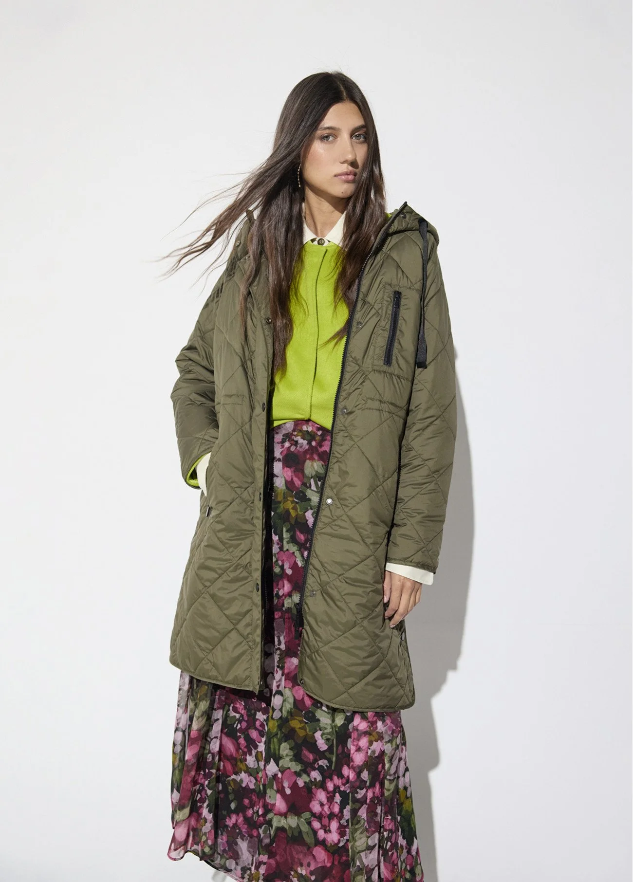 anorak-acolchado-fino-con-caefecto-pielcha.jpg
