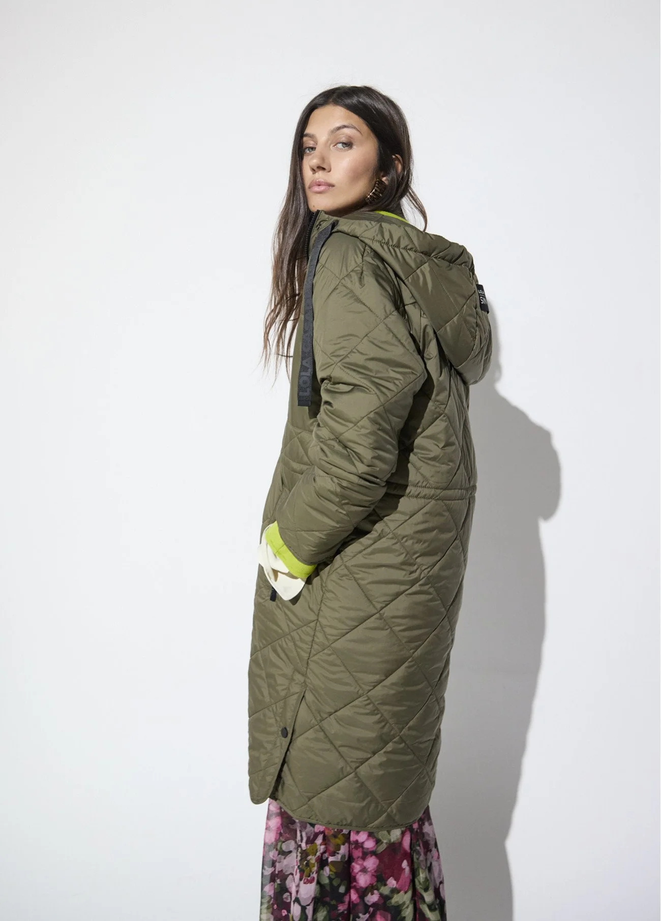 anorak-acolchado-fino-con-caefecto-pielcha (1).jpg
