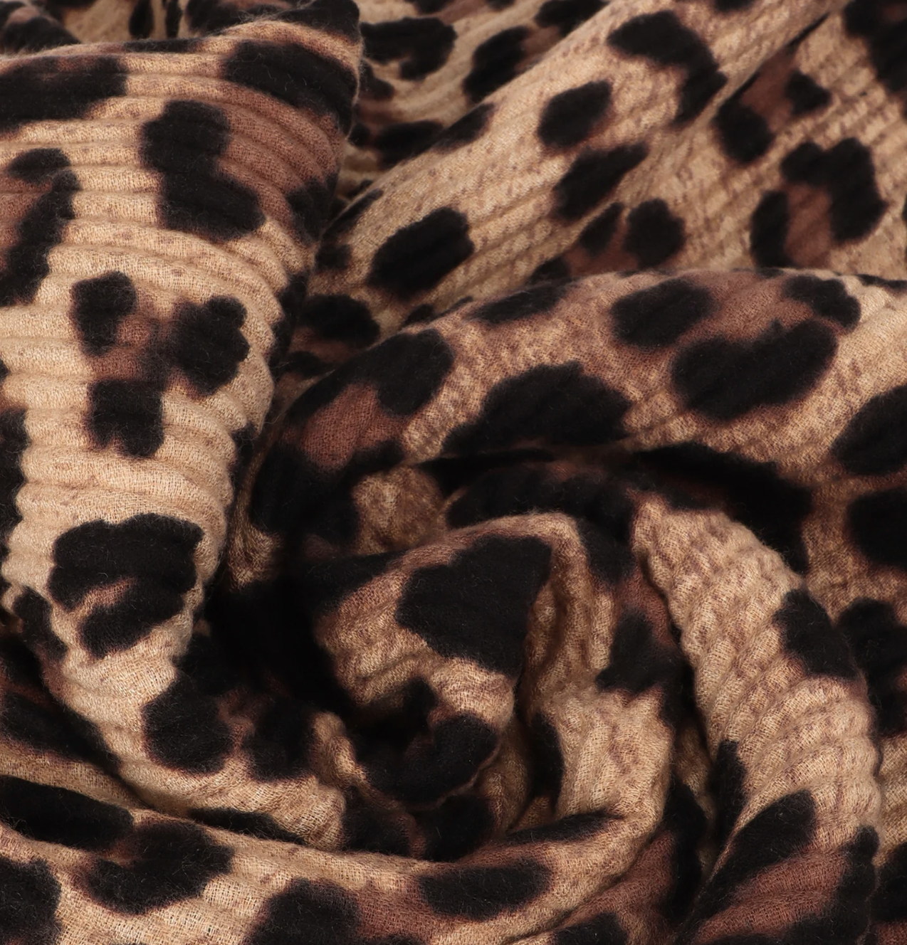 fular-logotipo-leopardo-lola4.png