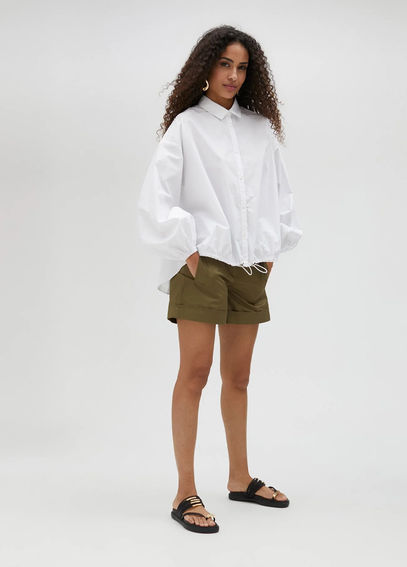 camisa-popelin-blanca-goma-lola-casademunt-detalle.jpg
