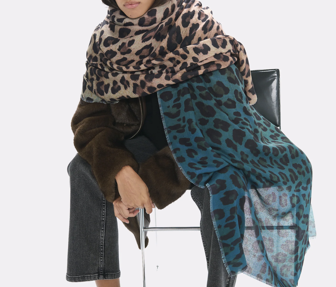 fular-estampado-animal-combinado-lola3.png