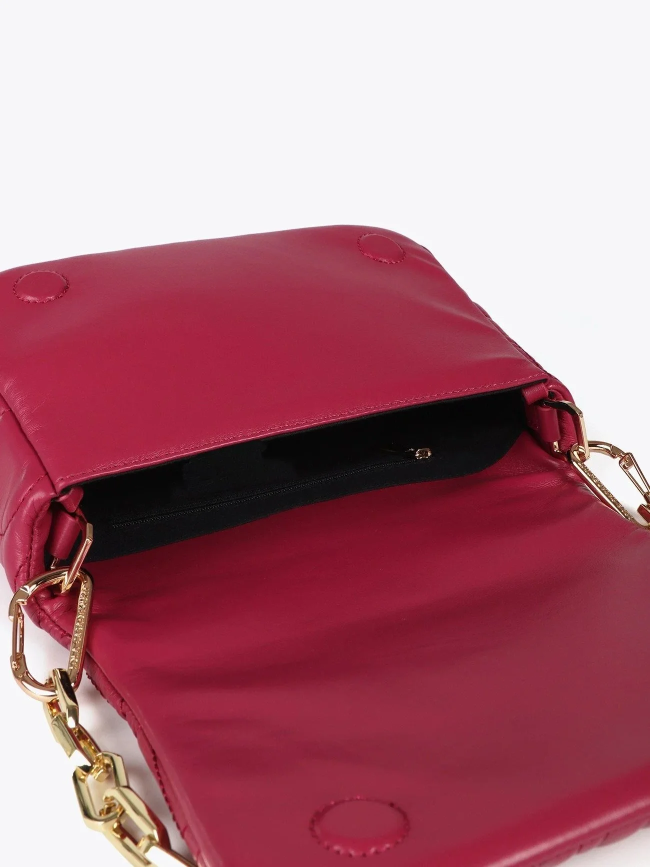 sac-bandouliere-matelasse-avec-logo-en-simili-cuir-et-anse-chaine-mixte+%281%29.jpg