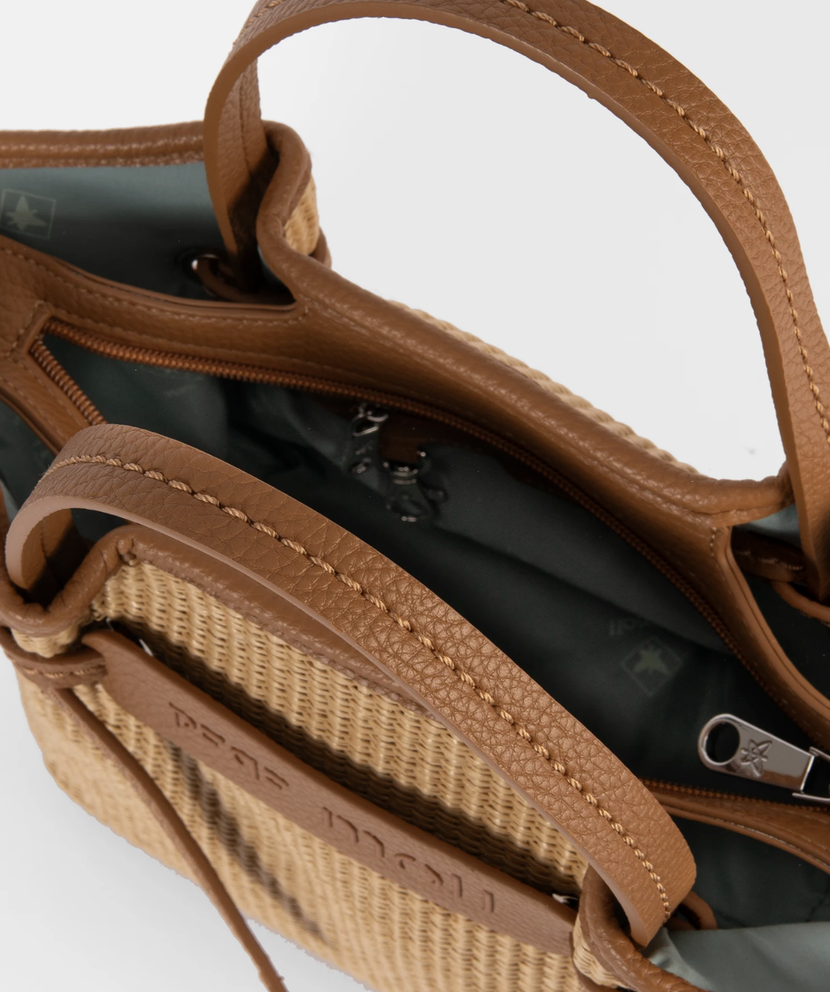 261310-bolso-camel-pm2.png