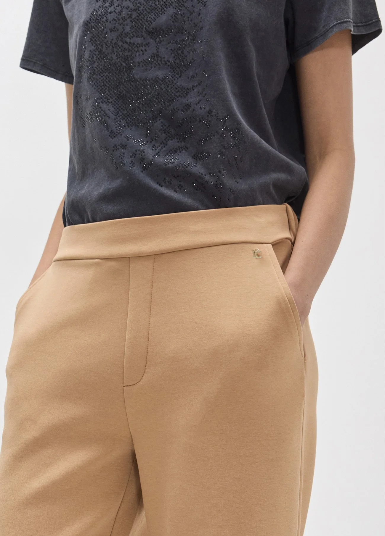 pantalon-jogger-fit-flare (3).jpg