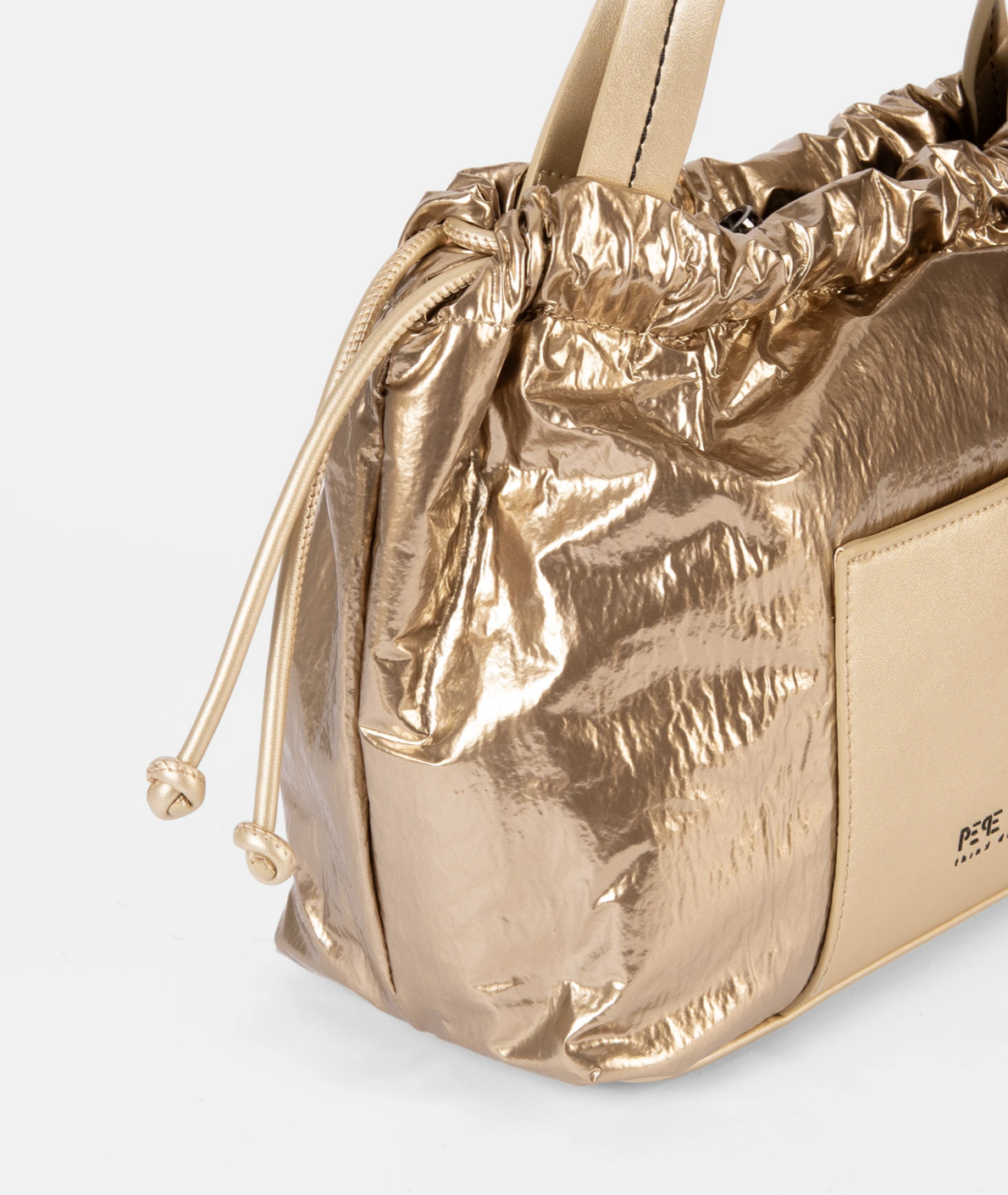 261190-bolso-dorado-pm1.png