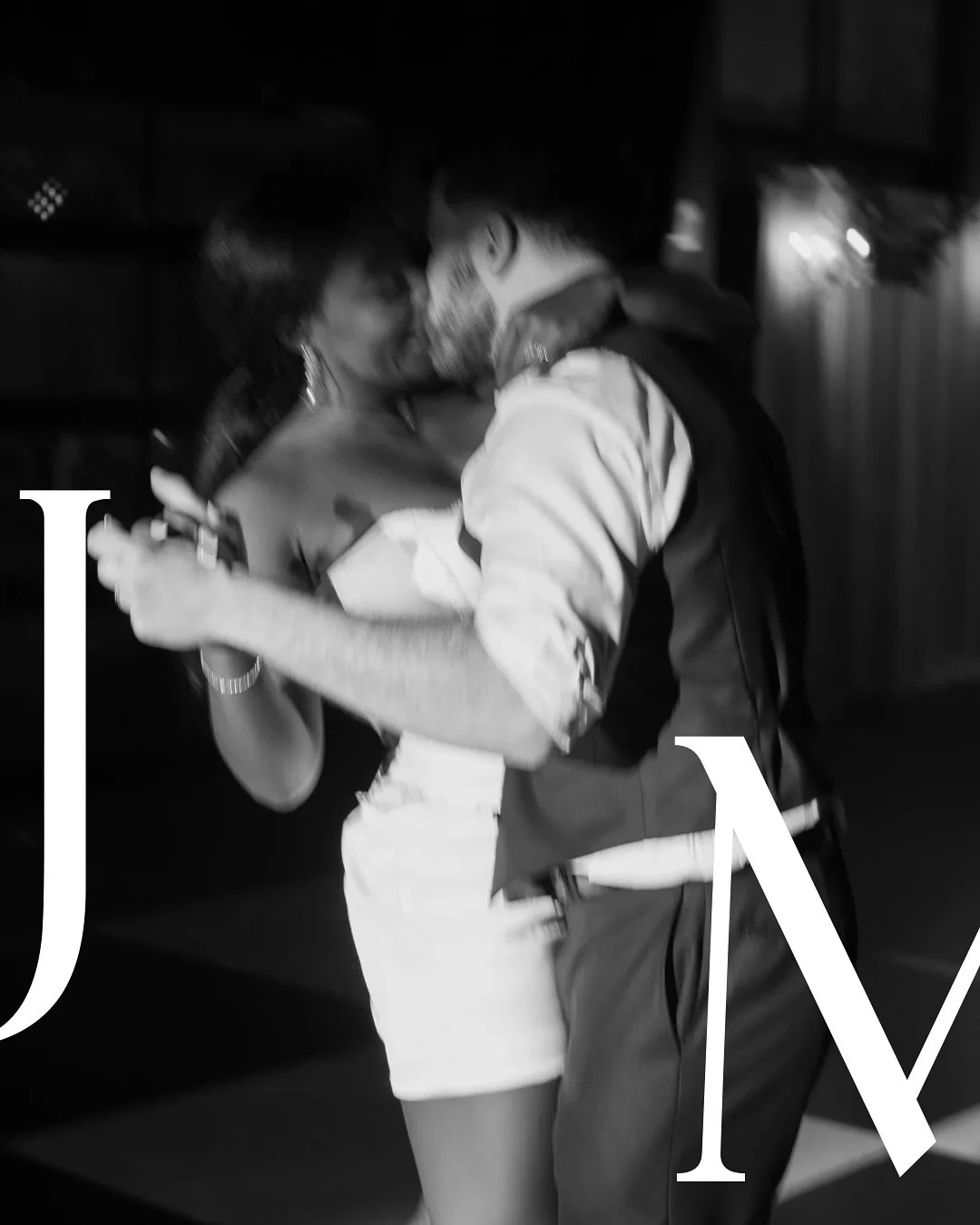 ONE NIGHT ONLY. starring J&amp;M.

Damn, these two!!! The pics speak for themselves, I absolutely loved working with Jillissa and playing a small part in their big, spectacular day 🤍

📷 @mollymeetsmagic