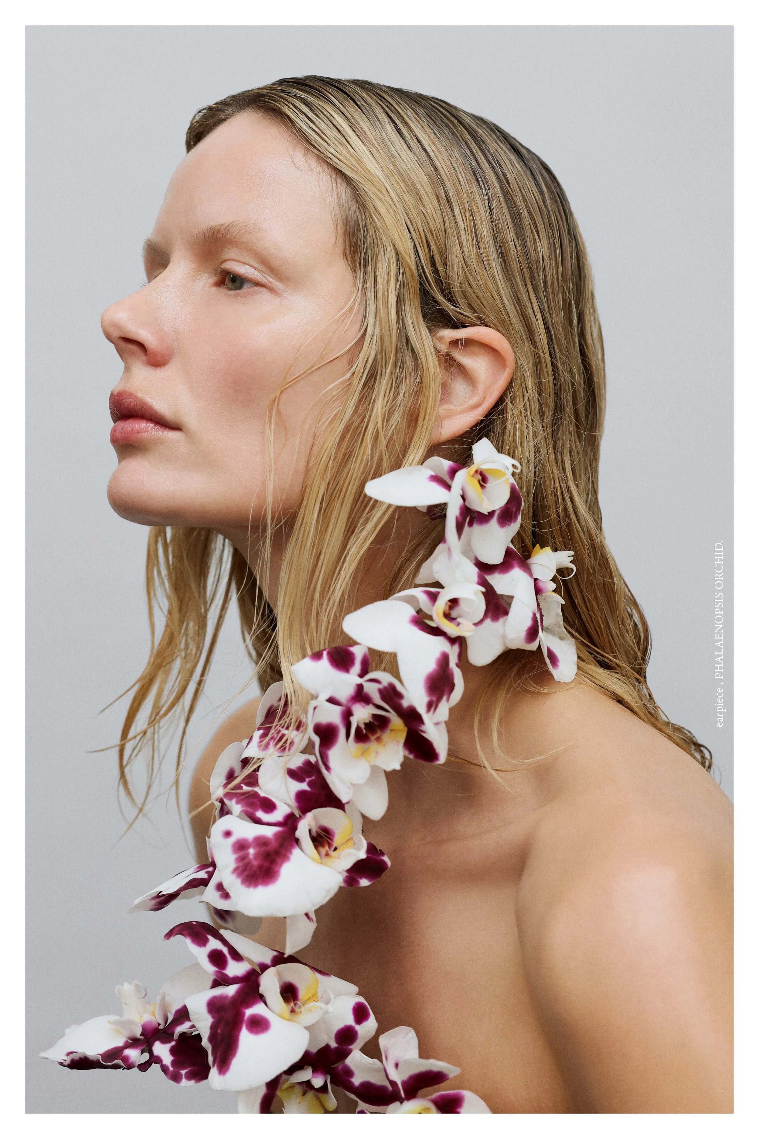 photography: Maarten Heuver
muah: Suzanne Verberk, Frank Agency
styling: Dennis Bareiro
model: Marlijn Hoek, Weitsicht Talent Management

