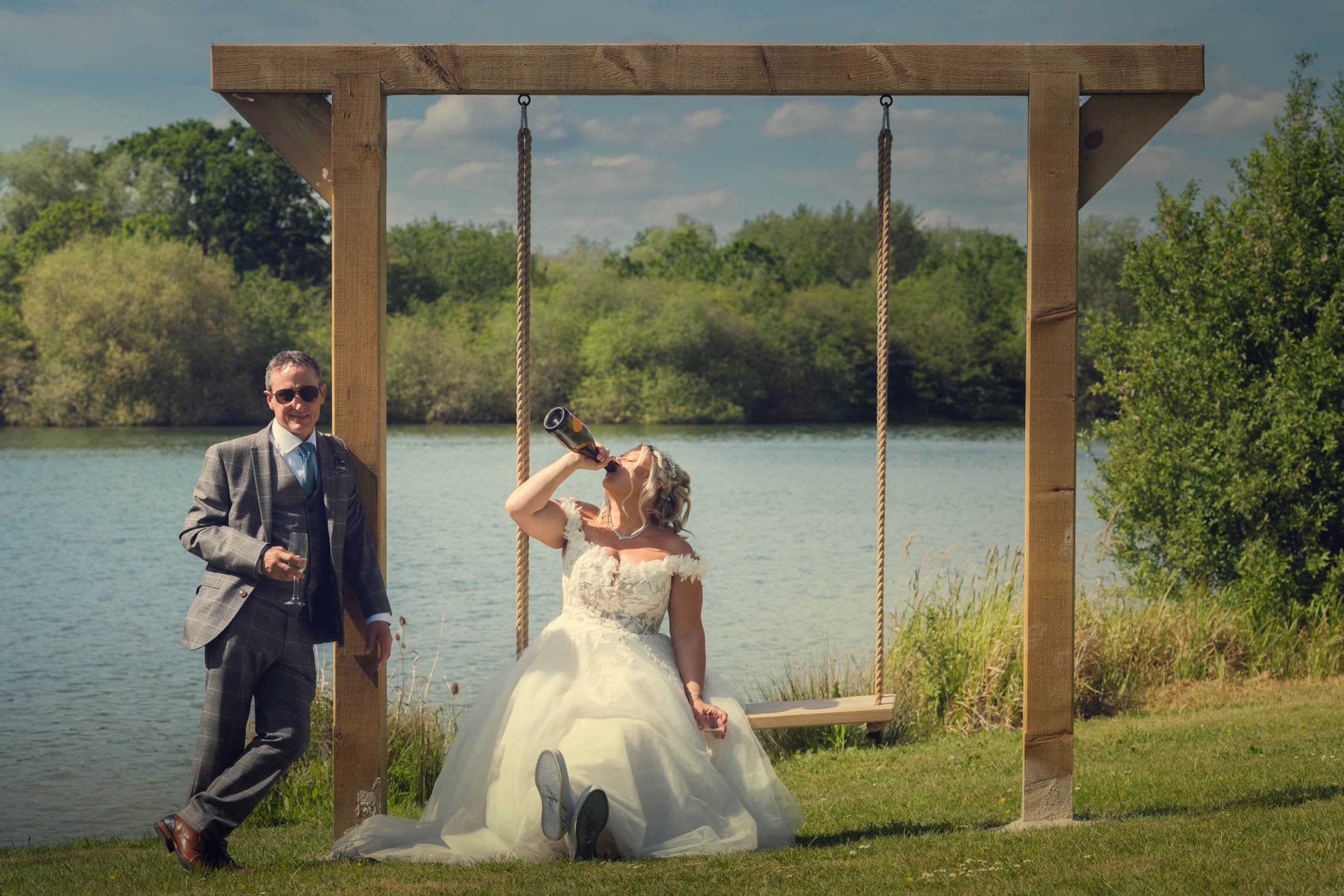 Grendon Lakes Wedding Photography - AJTImages