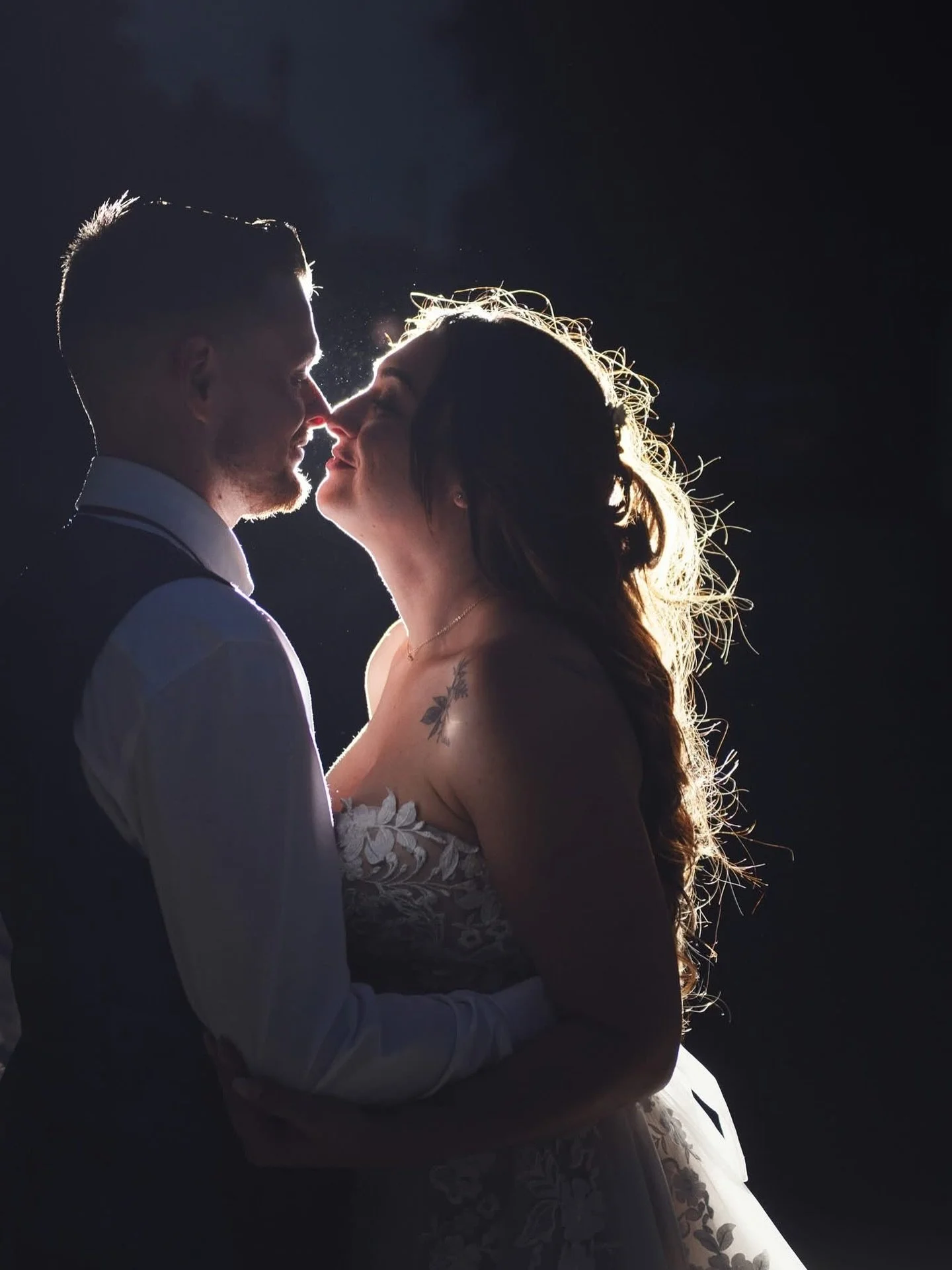 A moment captured in the dark 💞
.
#ajtimages
#awardwinningphotographer 
#alternativewedding
#themedwedding
#unconventionalwedding
#alternativewedding 
#alternativeweddingphotos 
#alternativeweddings 
#funweddingphotography
#differentweddings
#creati