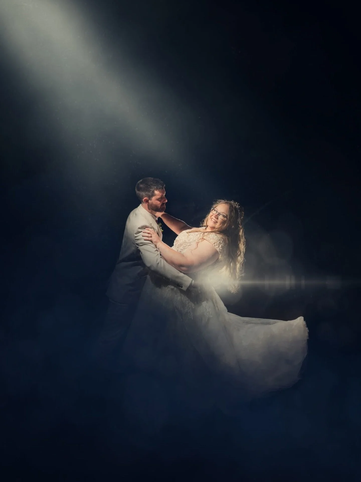 Tale as old as time 🌹

#ajtimages
#altweddingphotographer 
#alternativeweddingphotographer