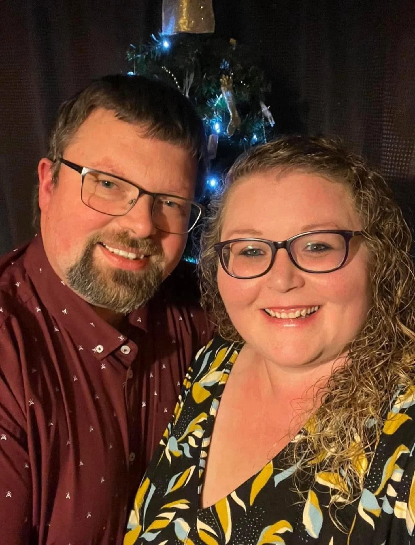 I&rsquo;d just like to wish my better half Clare a very Happy 40th Birthday today 🥳🍷

We&rsquo;d also like to wish you all a very Happy New Year 🥳 

2026 we are ready for you 💞 
#ajtimages #midlandsweddingphotographer #alternativeweddingphotograp