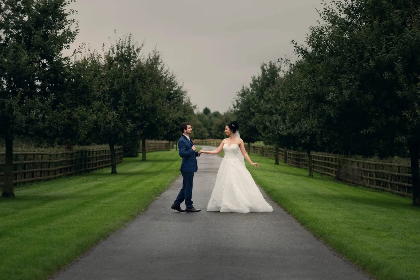 @mythebarnweddings is another of our favourite barn wedding venues. Offering a relaxed yet striking setting that&rsquo;s perfect for creative, editorial style wedding photography. With its exposed wooden beams, open-plan spaces and peaceful countrysi
