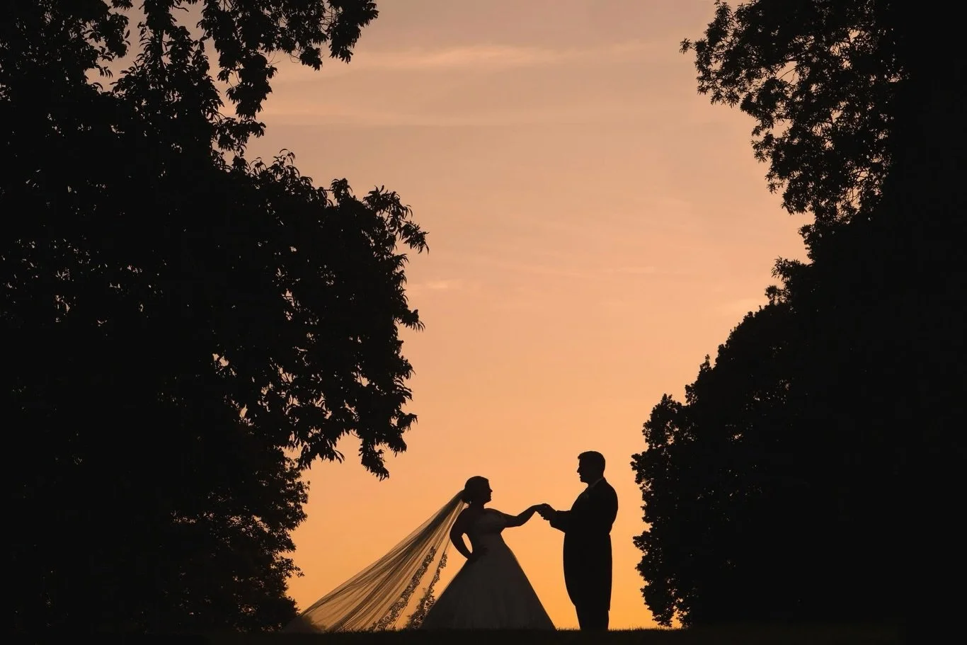 Creating memories that bring the energy back every time you look at them 🖤

Hey 👋🏻 We are Alex and Clare! Two lovely photographers offering alternative wedding photography for couples who want their day captured their way 🖤

We love the real mome