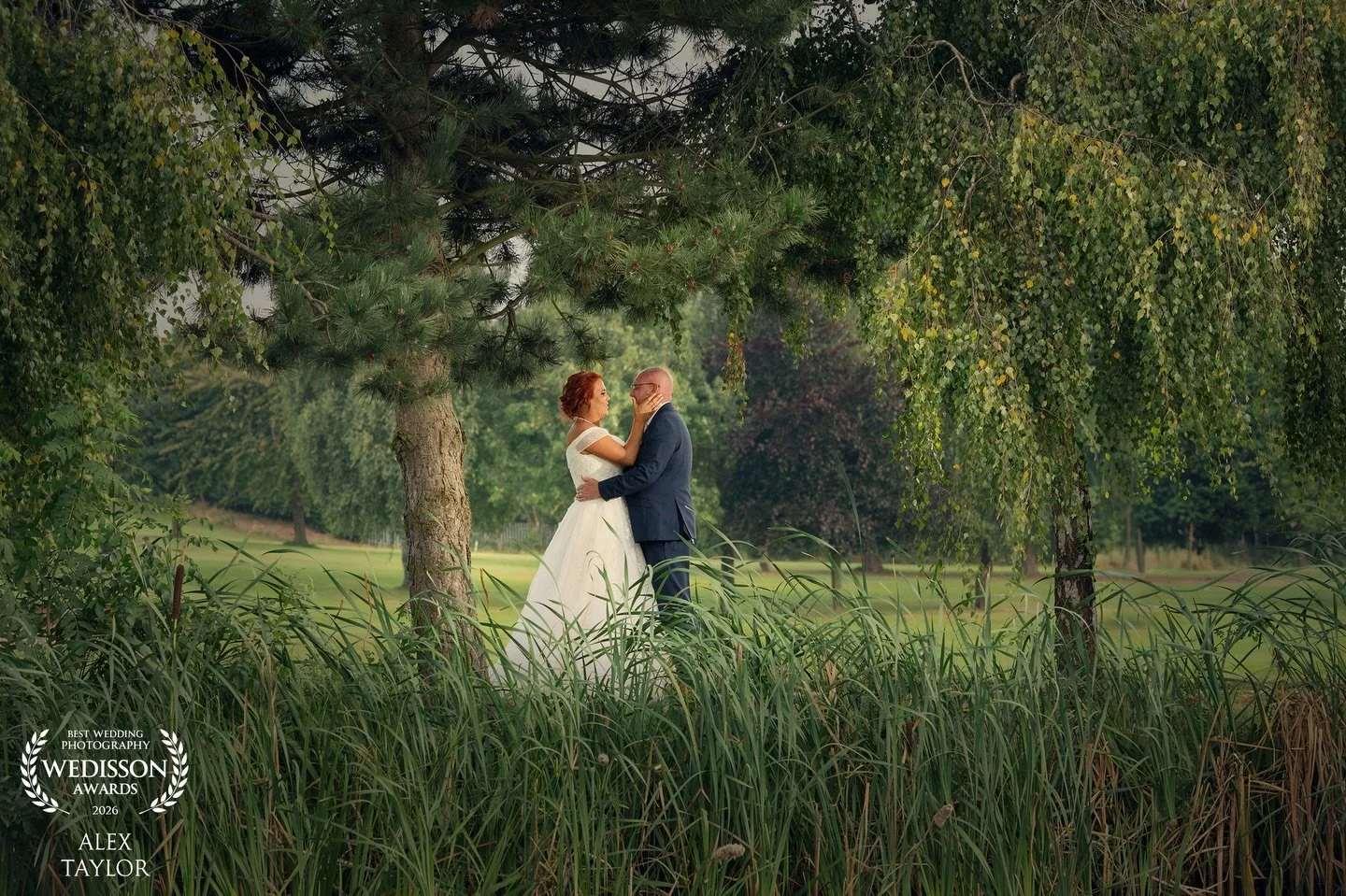 So pleased to have received a @wedisson_com award for this image of the lovely Abigail &amp; Daniel at the lovely @windmillhotelcoventry 💞

#ajtimages 
#alternativeweddingphotographer #warwickshireweddingphotographer #windmillvillagephotographer