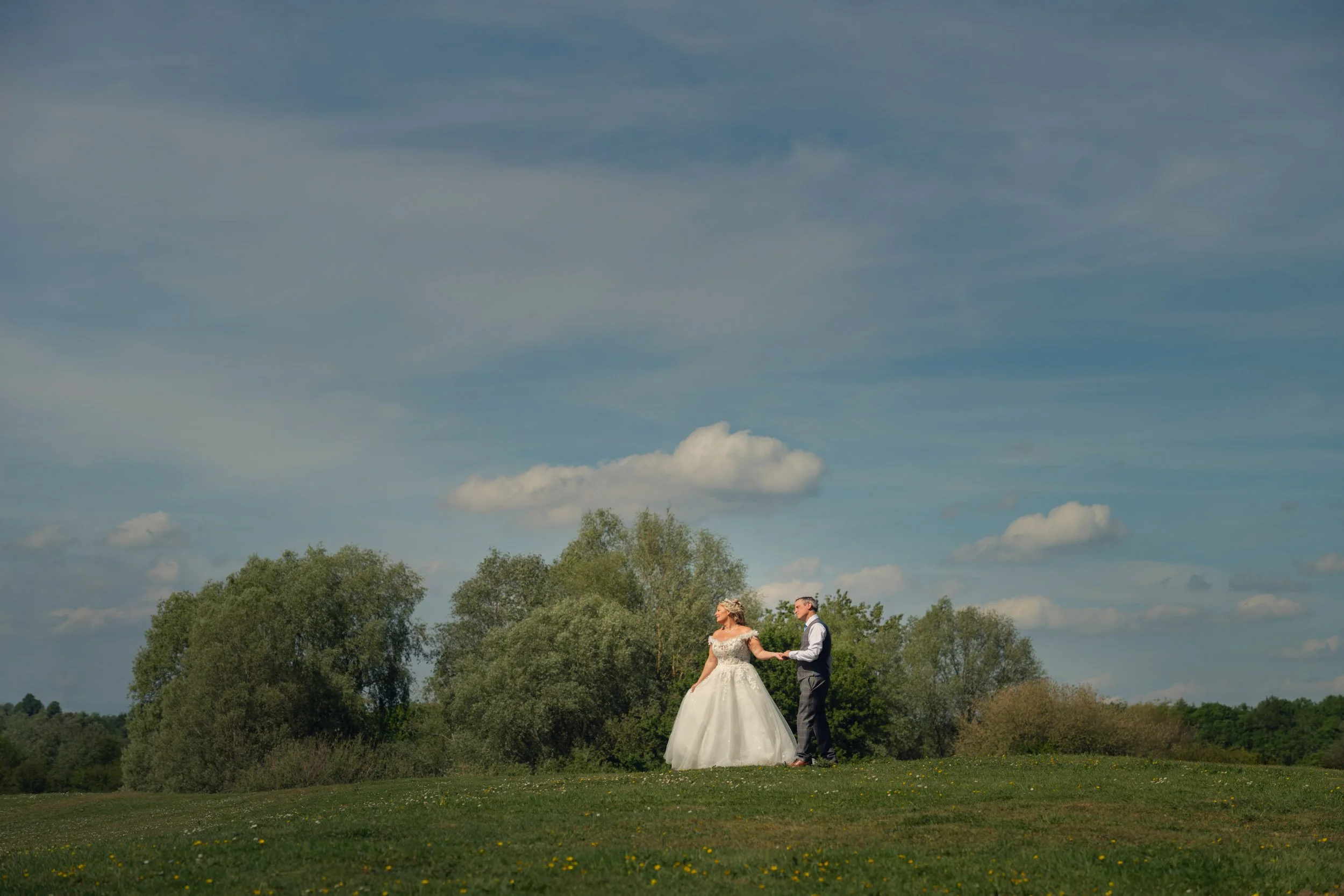 Grendon Lakes Wedding Photography - AJTImages