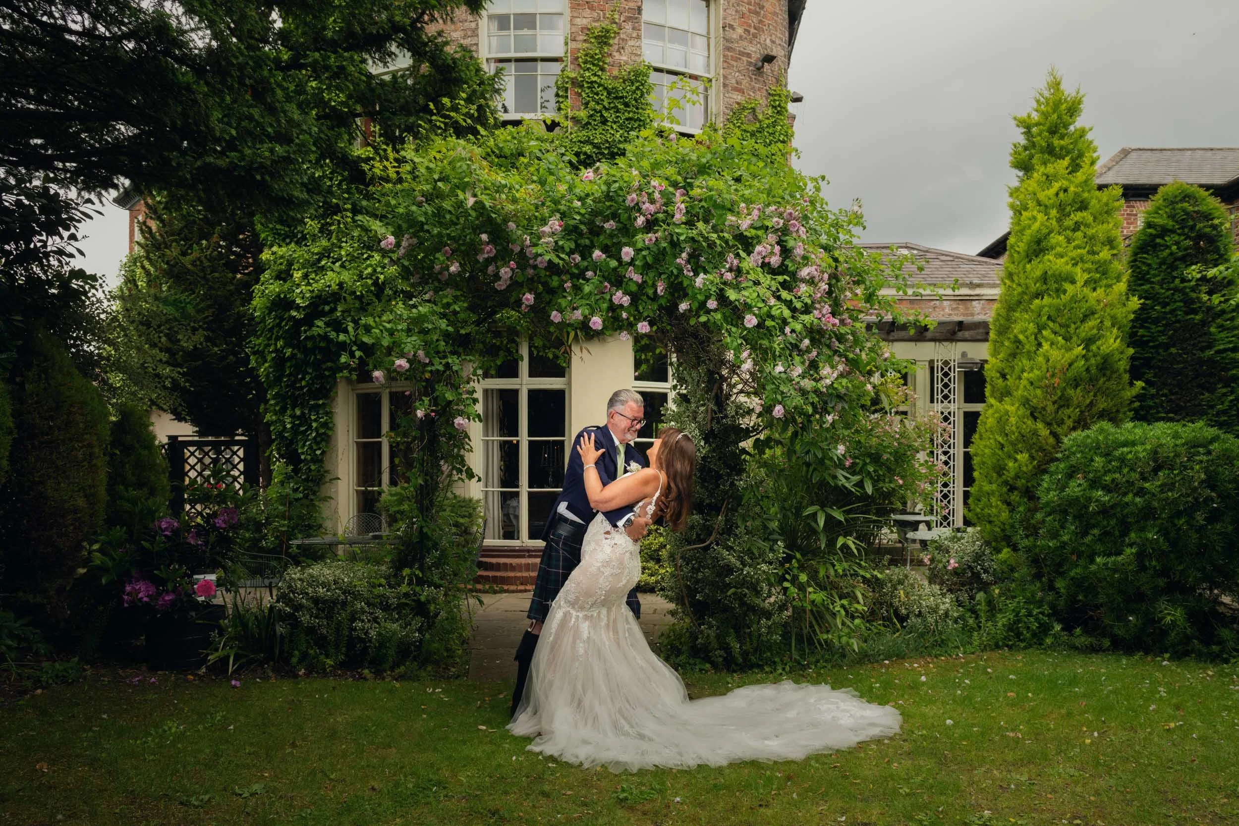 York Pavilion Hotel Wedding Photography - AJTImages