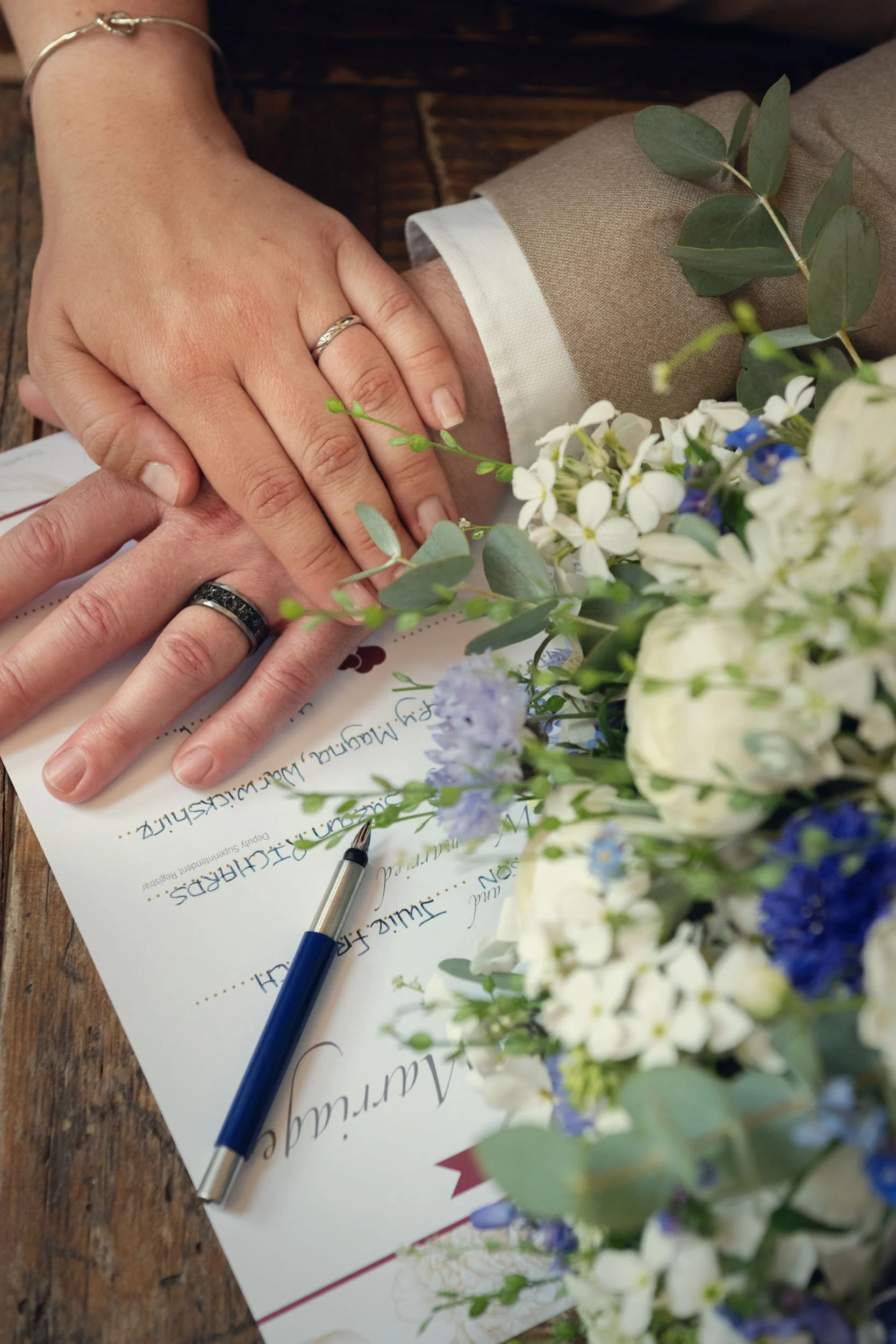 Mythe Barn Wedding Photography - AJTImages
