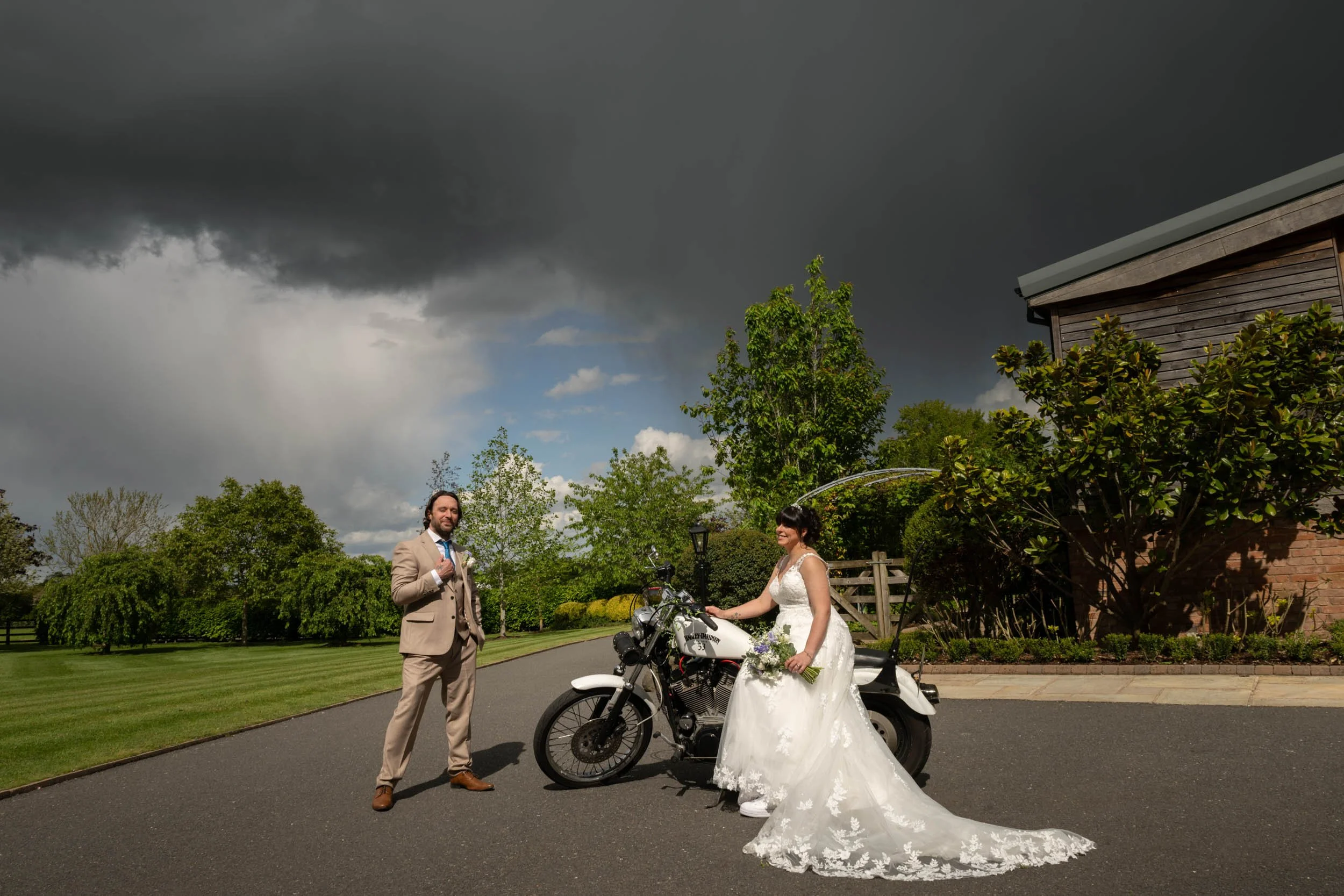 Mythe Barn Wedding Photography - AJTImages