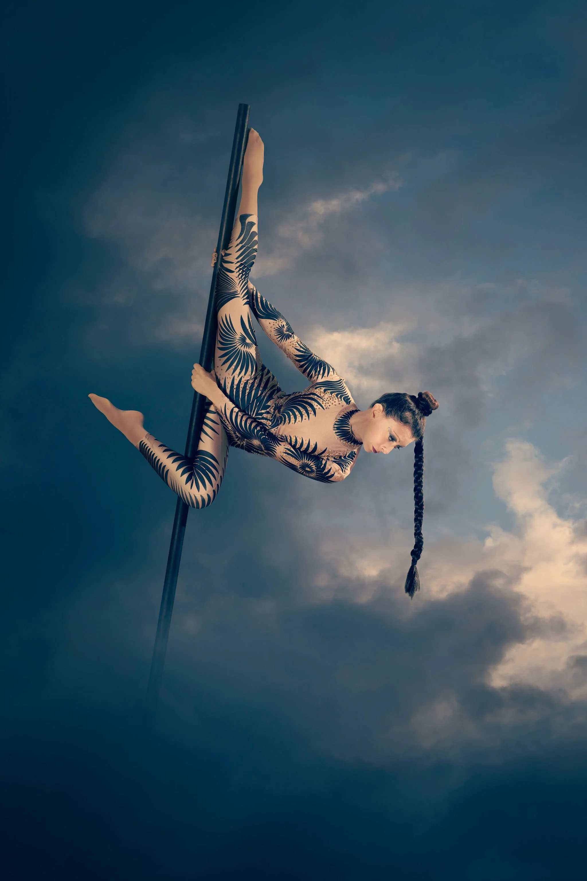 aerial performer ajtimages 