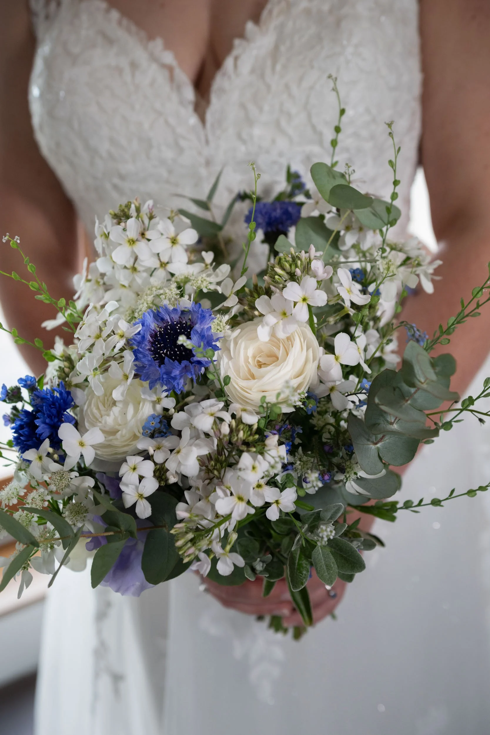 Mythe Barn Wedding Photography - AJTImages