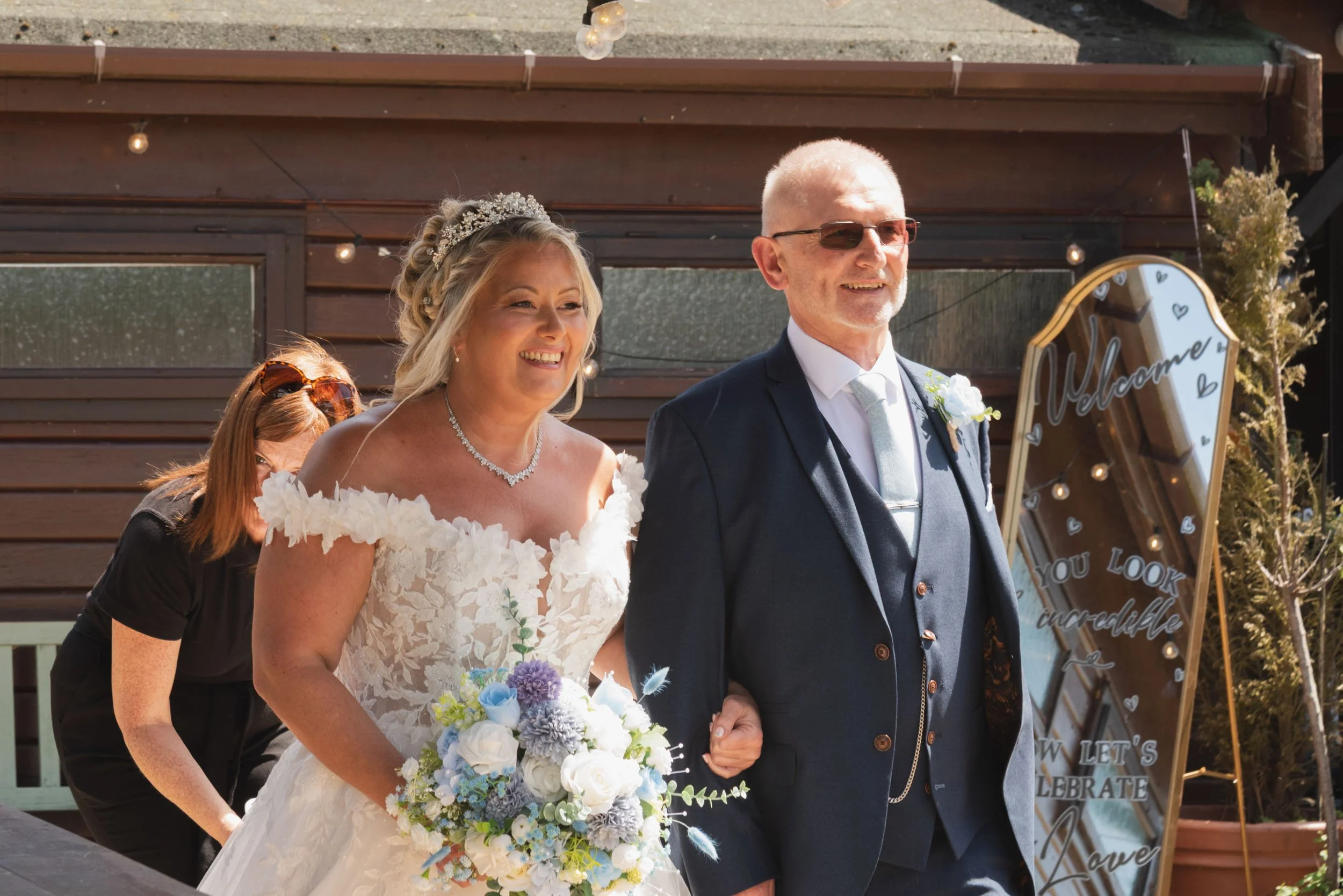 Grendon Lakes Wedding Photography - AJTImages