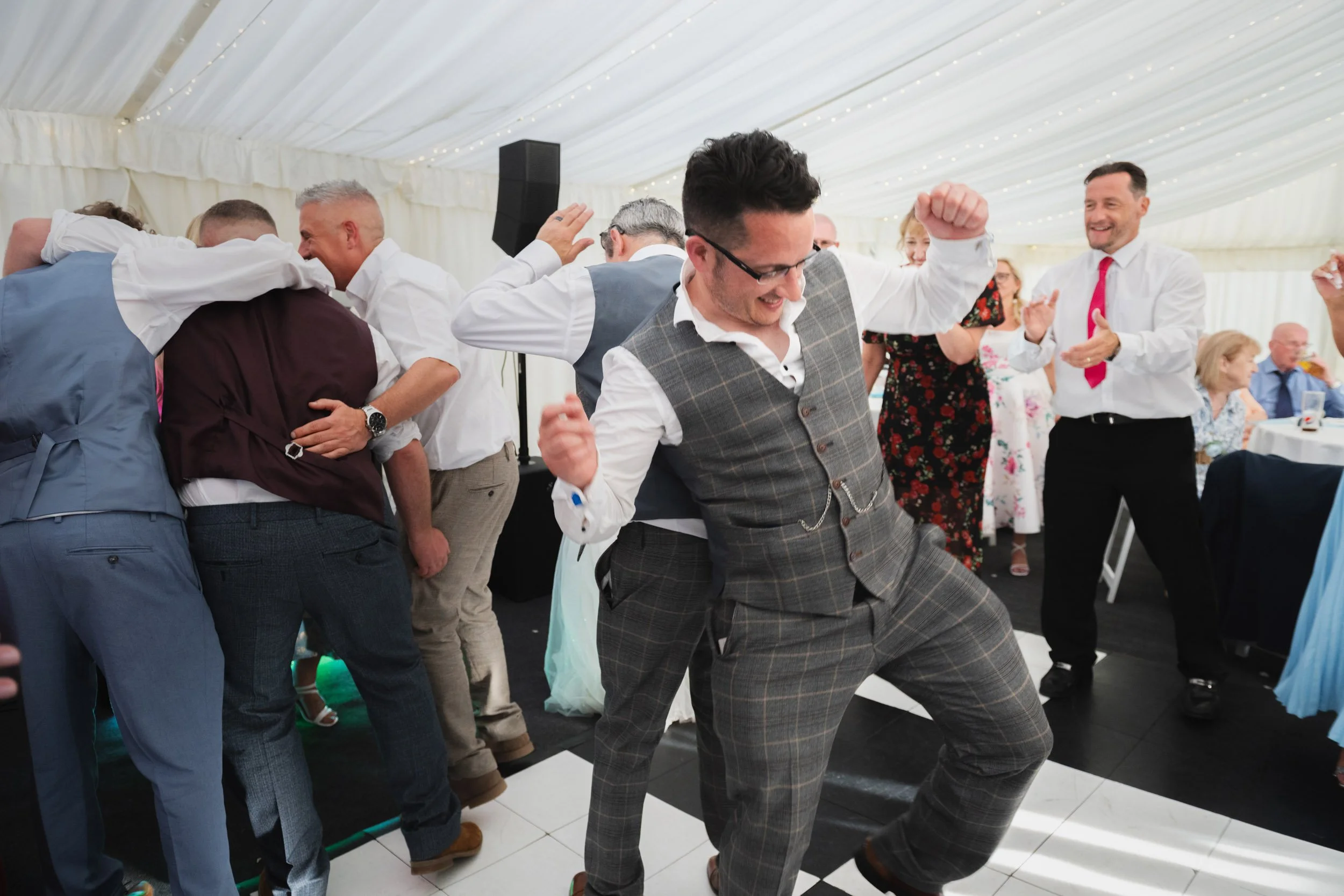 Grendon Lakes Wedding Photography - AJTImages