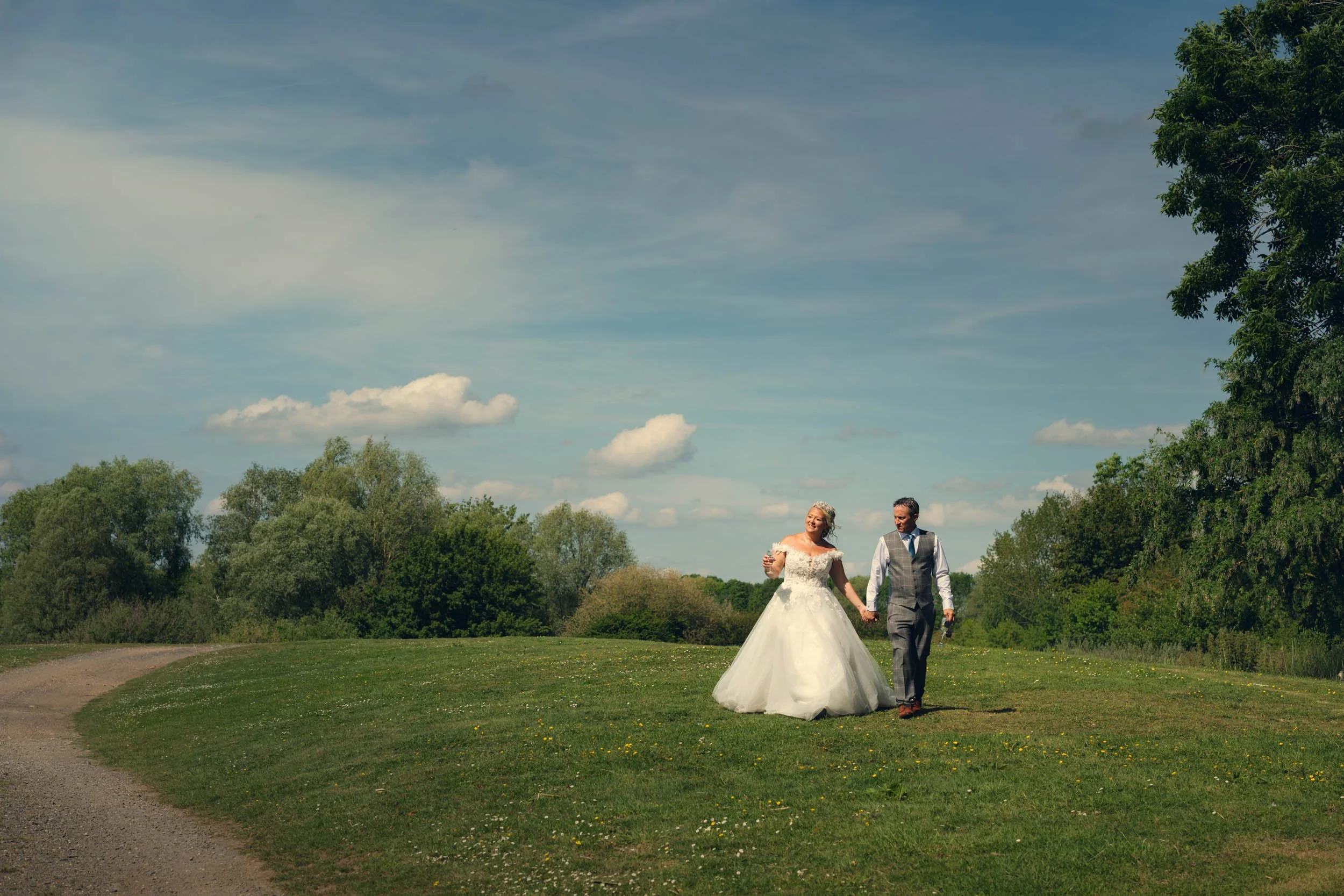 Grendon Lakes Wedding Photography - AJTImages