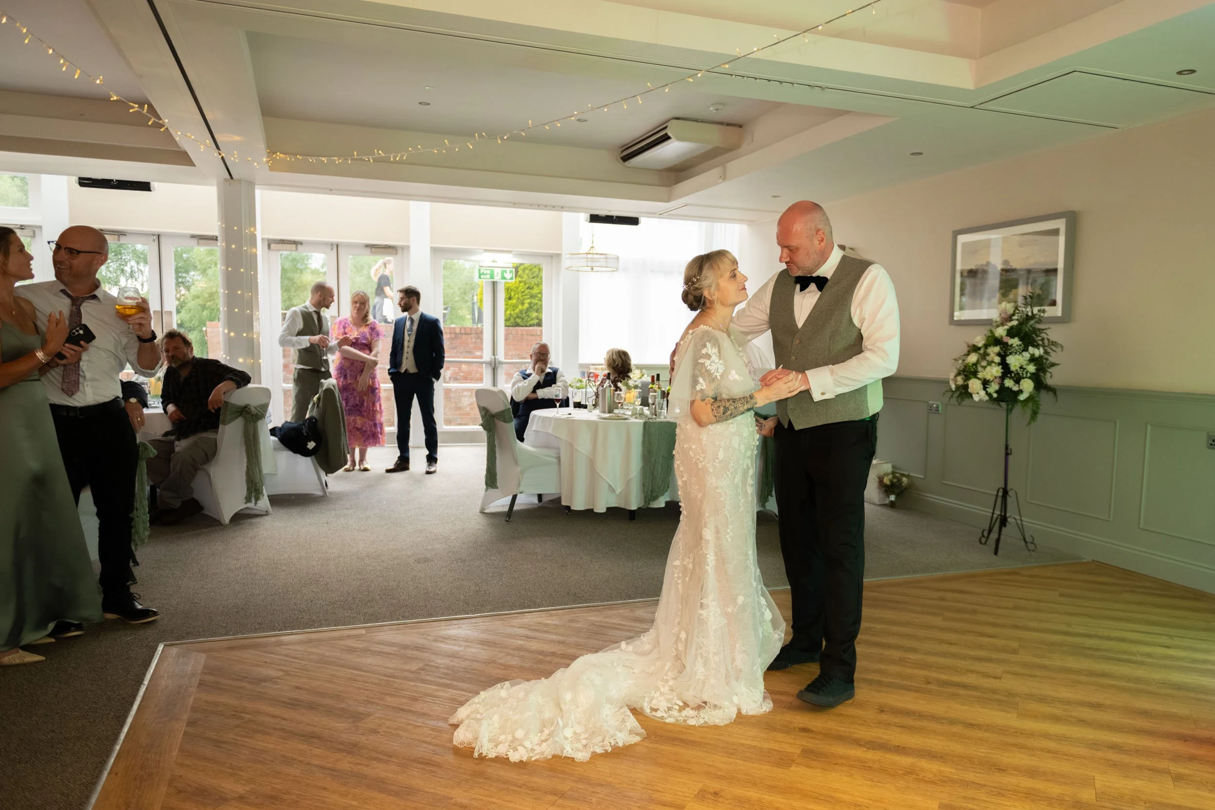 Diglis House Hotel Wedding Photography by Alternative Wedding Photographer AJTImages
