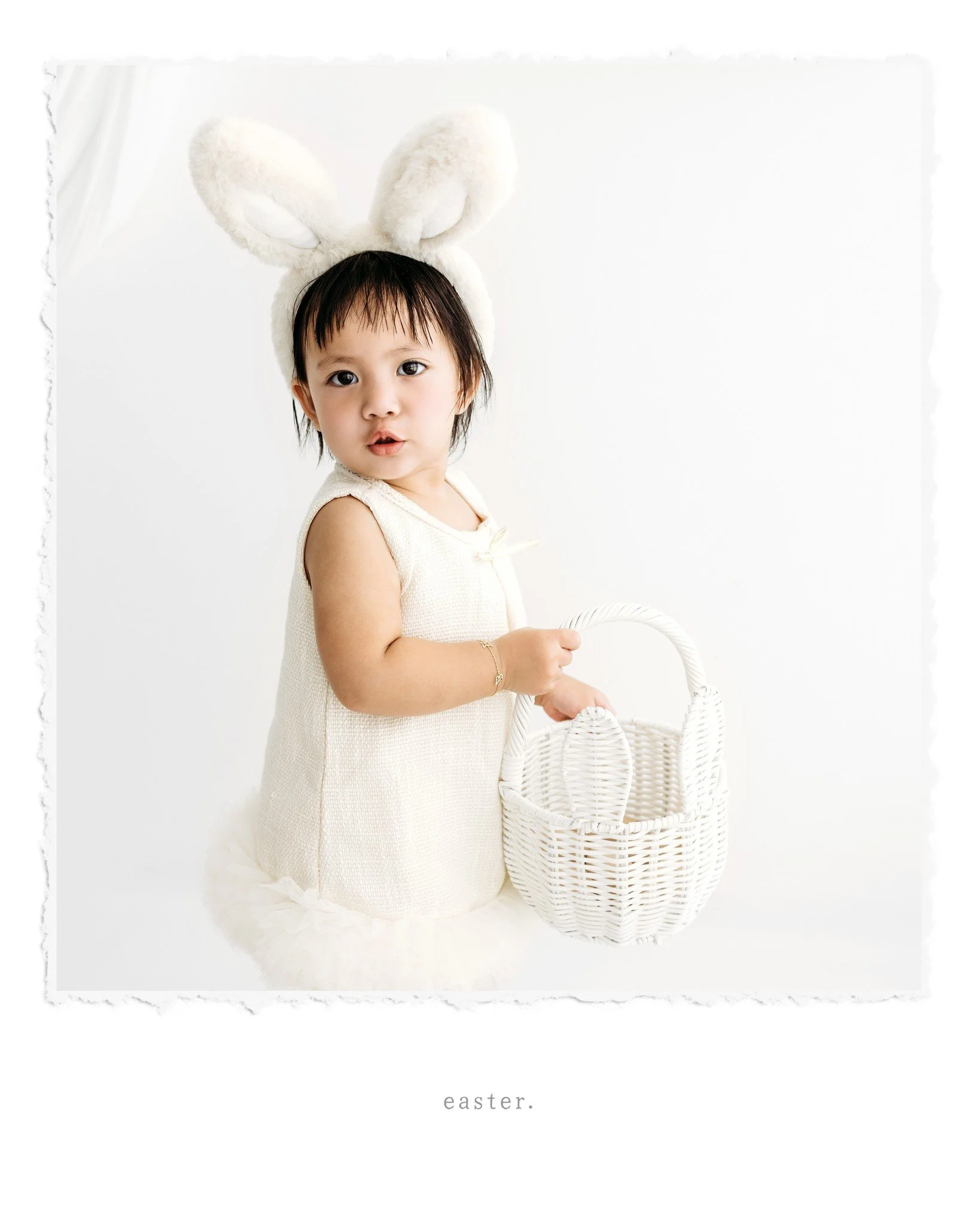 8 days and counting...

This sweet little bunny is ready for Easter 🐰