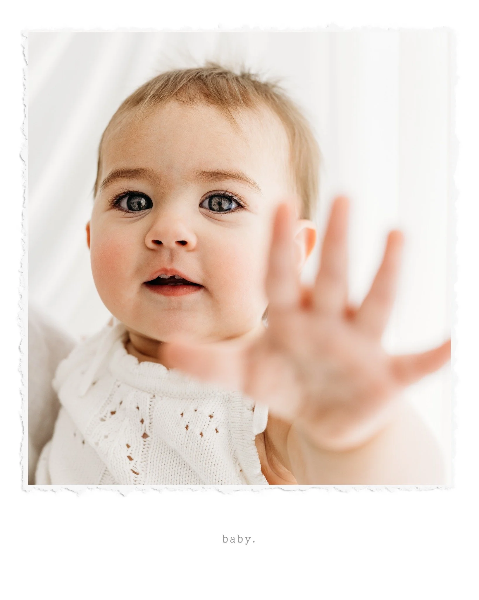 POV: you&rsquo;ve been chosen for a baby high five 🥹

#babyphotography #perthphotographer #newbornphotography #babyposing #babyphotographyperth #loveolivephotography