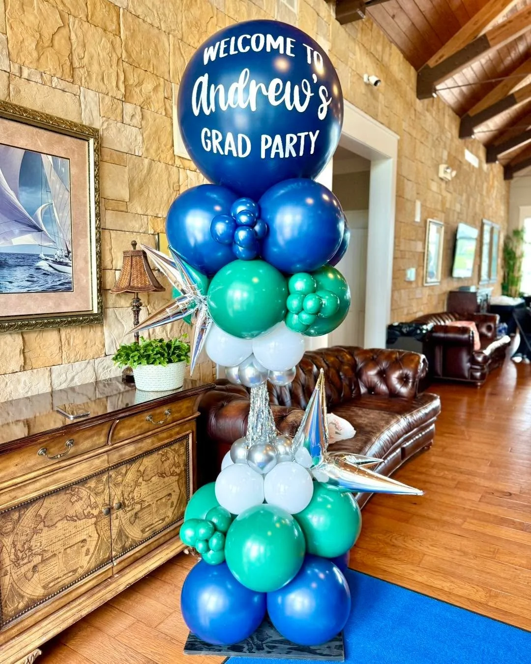 ✨💙💚🎓 Congrats Andrew!! 🎓💚💙✨

Best of luck with your golf career! ⛳️ 🙌
.
.
.
.
.
#gradparty #gradseason #michiganballoons #sempertex #balloongarland #balloondecoration #graduation #graduationparty #balloonbackdrop #balloons #gradszn #detroitbal
