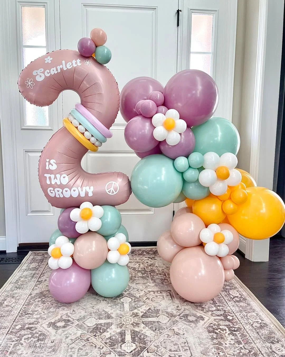 ✨🌸✌️ TWO GROOVY ✌️🌸✨

The Birthday Package includes a deluxe number stack and a matching 4&rsquo; garland at a special package price!

🎈Have a birthday or event coming up? Let us help make it EXTRA special! Send us a message or visit lunapopparty.