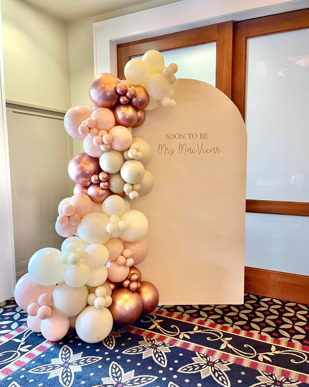 ✨💕🤍 MS TO MRS 🤍💕✨

Bridal shower season is upon us.

Whether you&rsquo;re hosting something intimate or over-the-top, we&rsquo;ll create a setup that feels just as special as the bride-to-be.

💌 Ready to book? Send us a message or visit lunapopp