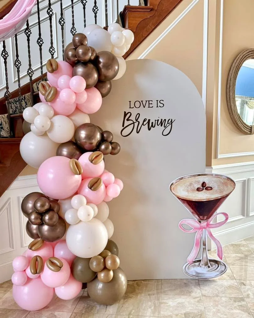 ✨💕☕️ Love is Brewing ☕️💕✨

🎈Planning a shower or engagement? Let&rsquo;s make it POP. Send us a message or visit lunapopparty.com to fill out an inquiry form. 🫶

#loveisbrewing #bridalshower #balloonartist #sempertex #balloondecor #tuftex #balloo