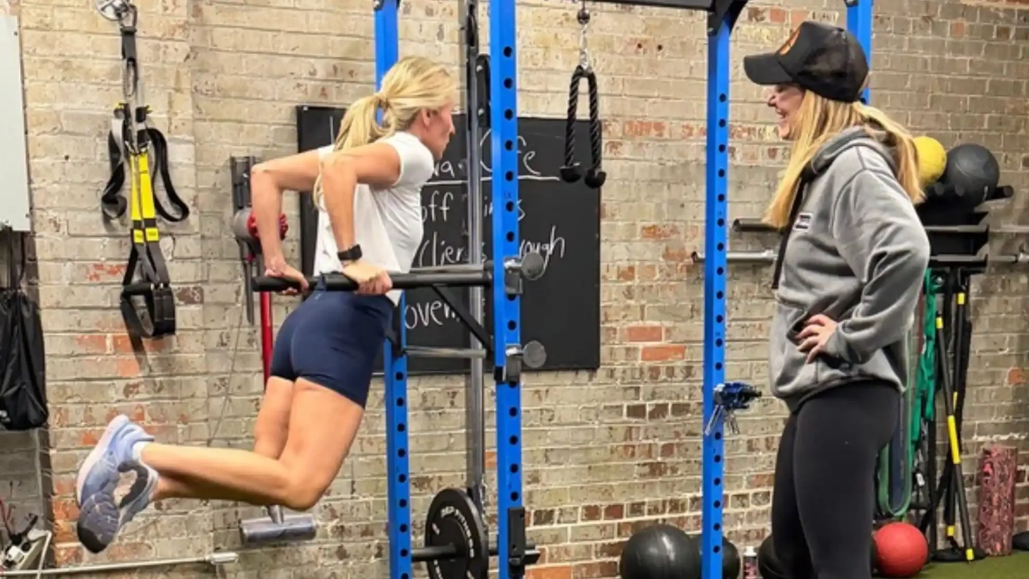 Gym Personal Trainer Cost What You’re Actually Paying For.webp