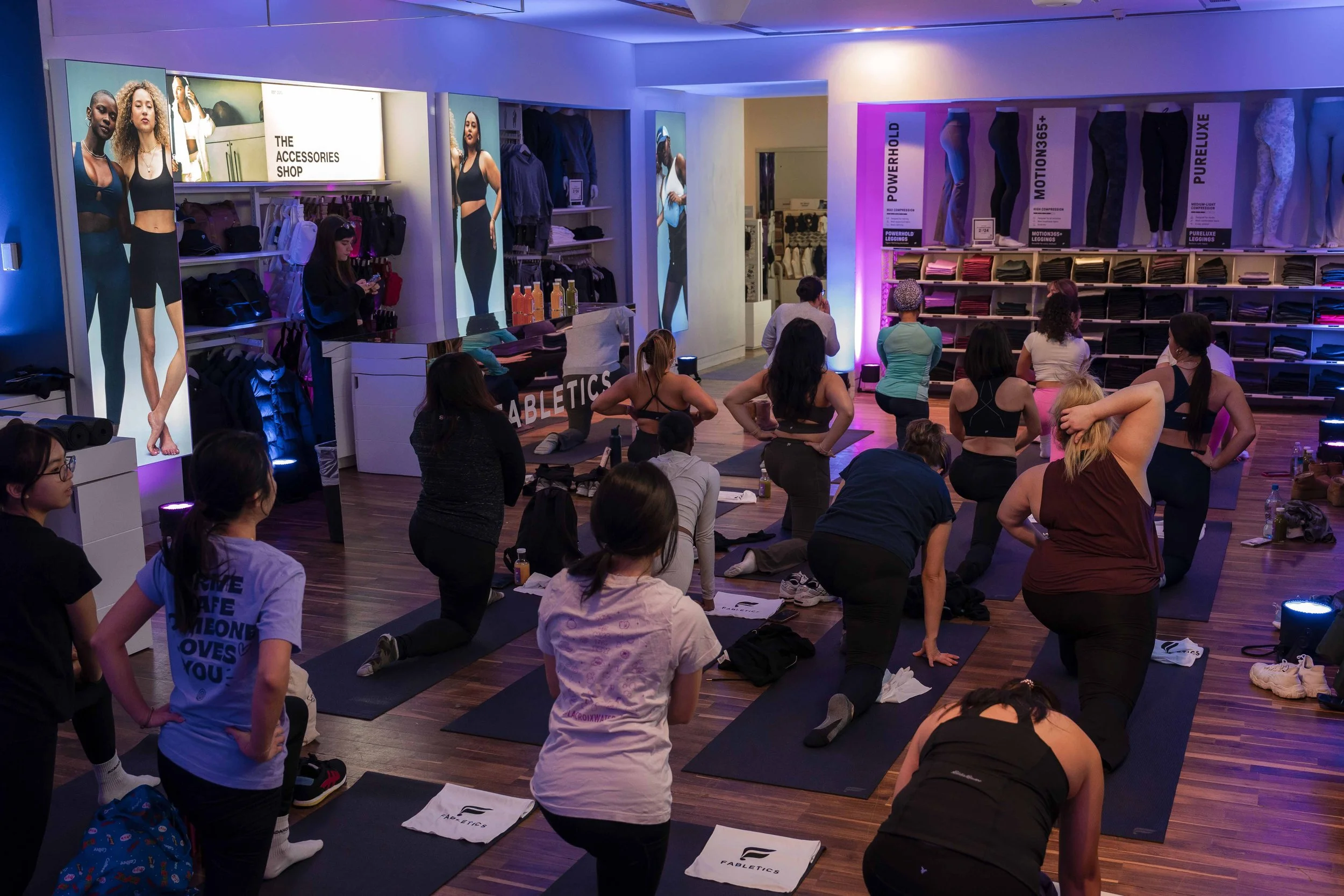 Fabletics x Yoga -140.jpg