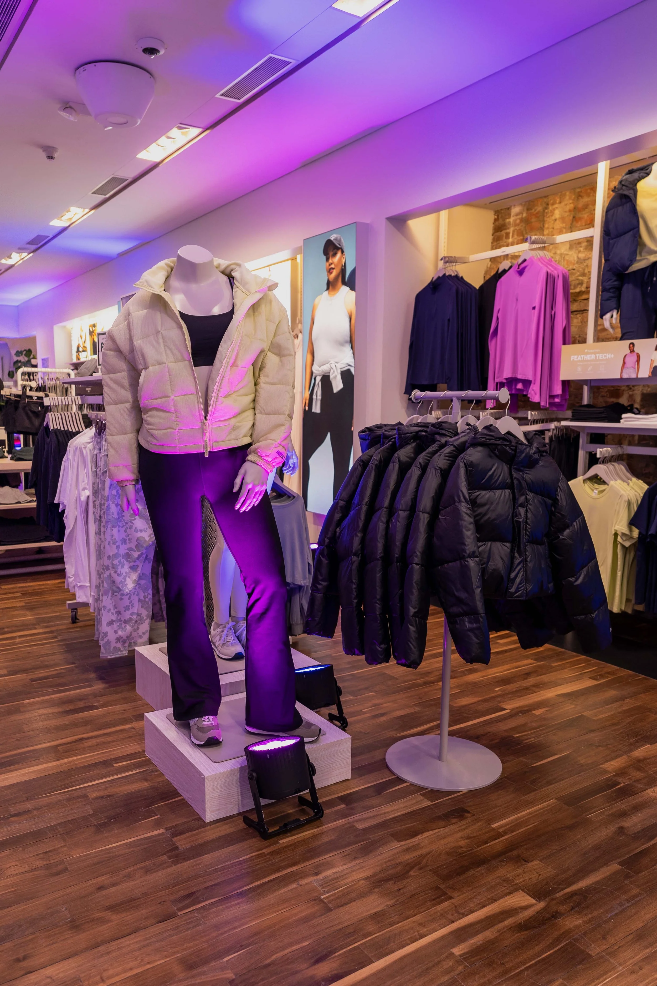 Fabletics x Yoga -223.jpg