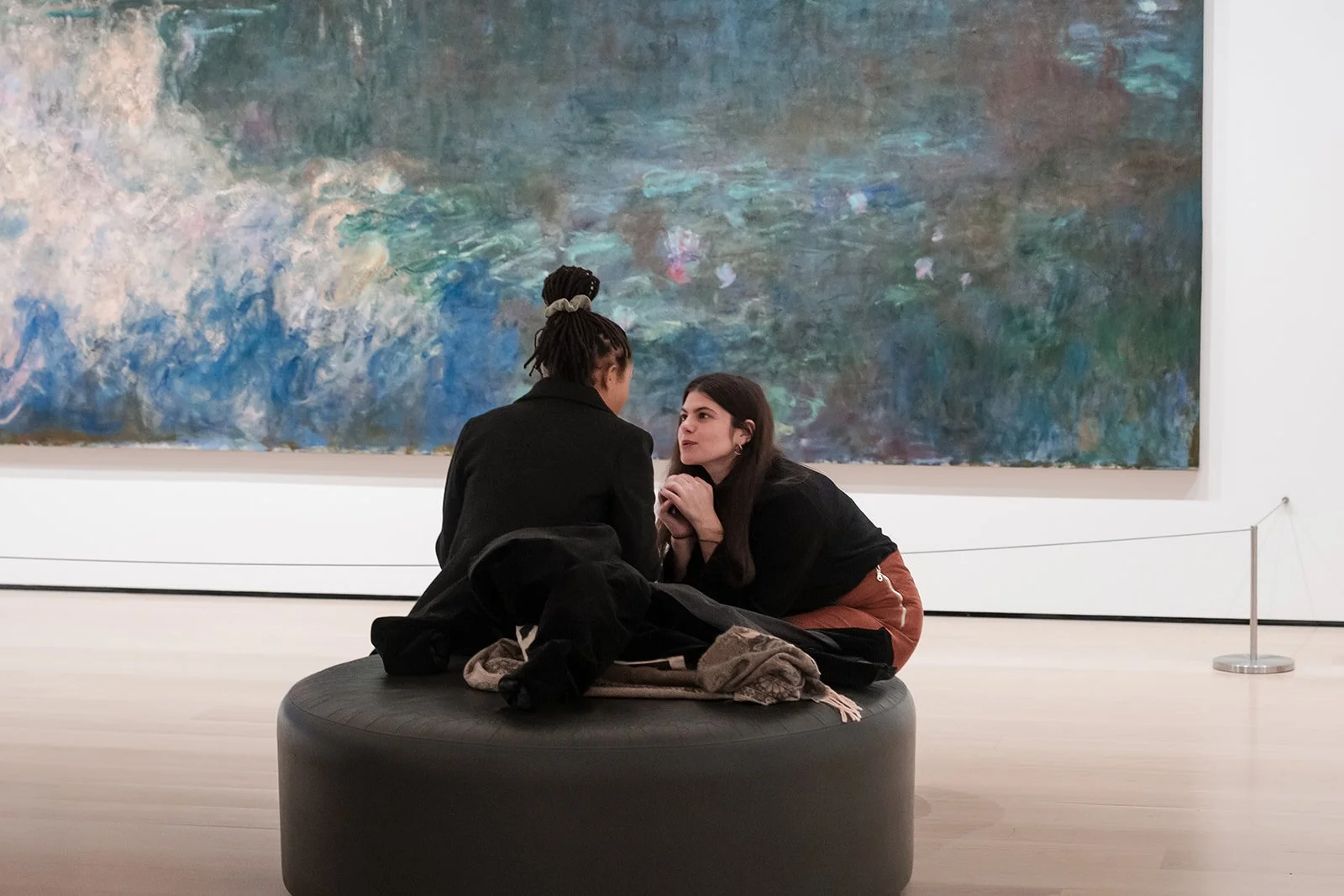 sam-krystal-surprise-proposal-moma-27.jpg