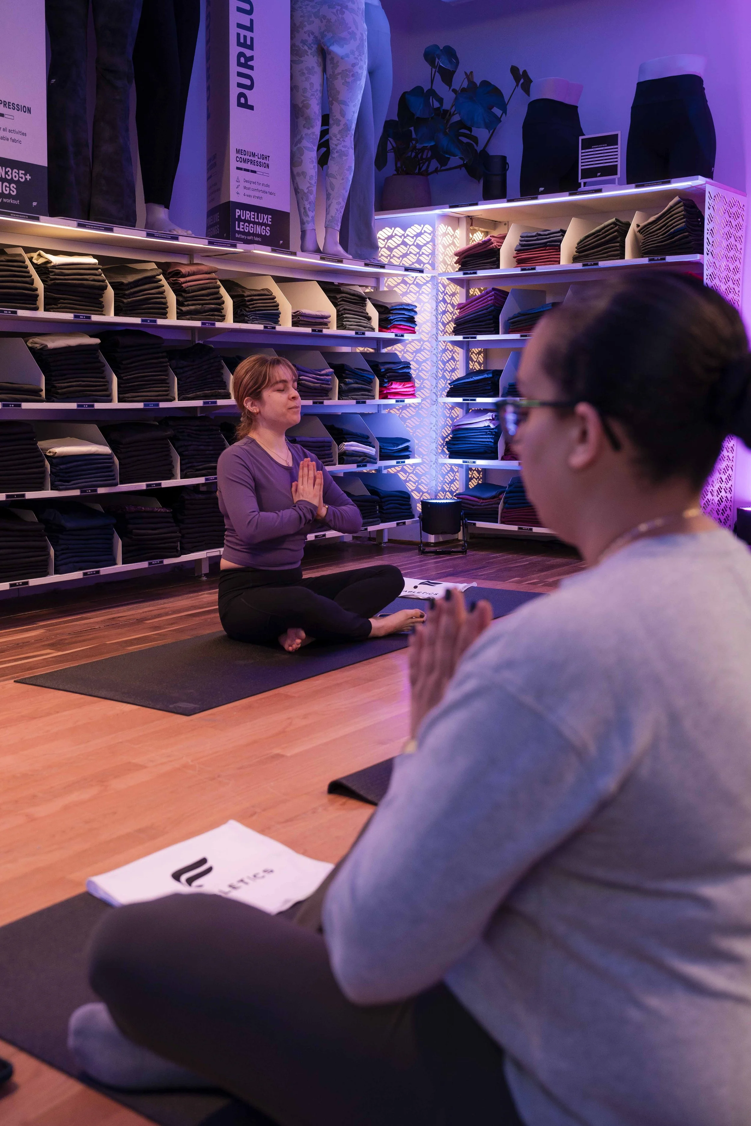 Fabletics x Yoga -53.jpg