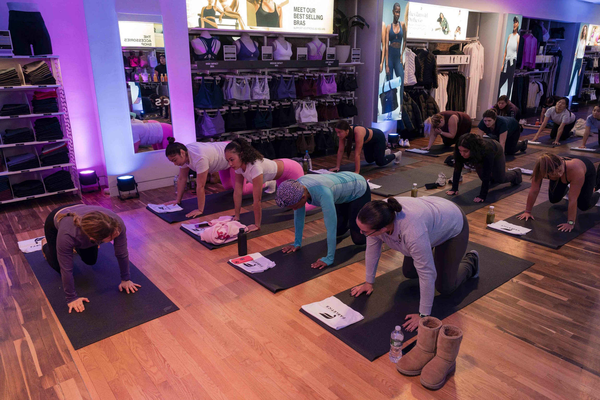 Fabletics x Yoga -63.jpg