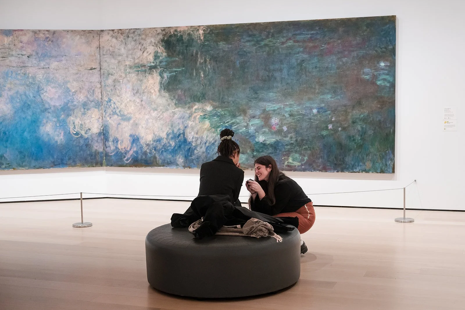 sam-krystal-surprise-proposal-moma-32.jpg