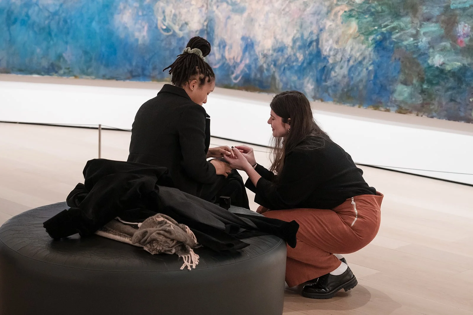 sam-krystal-surprise-proposal-moma-39.jpg